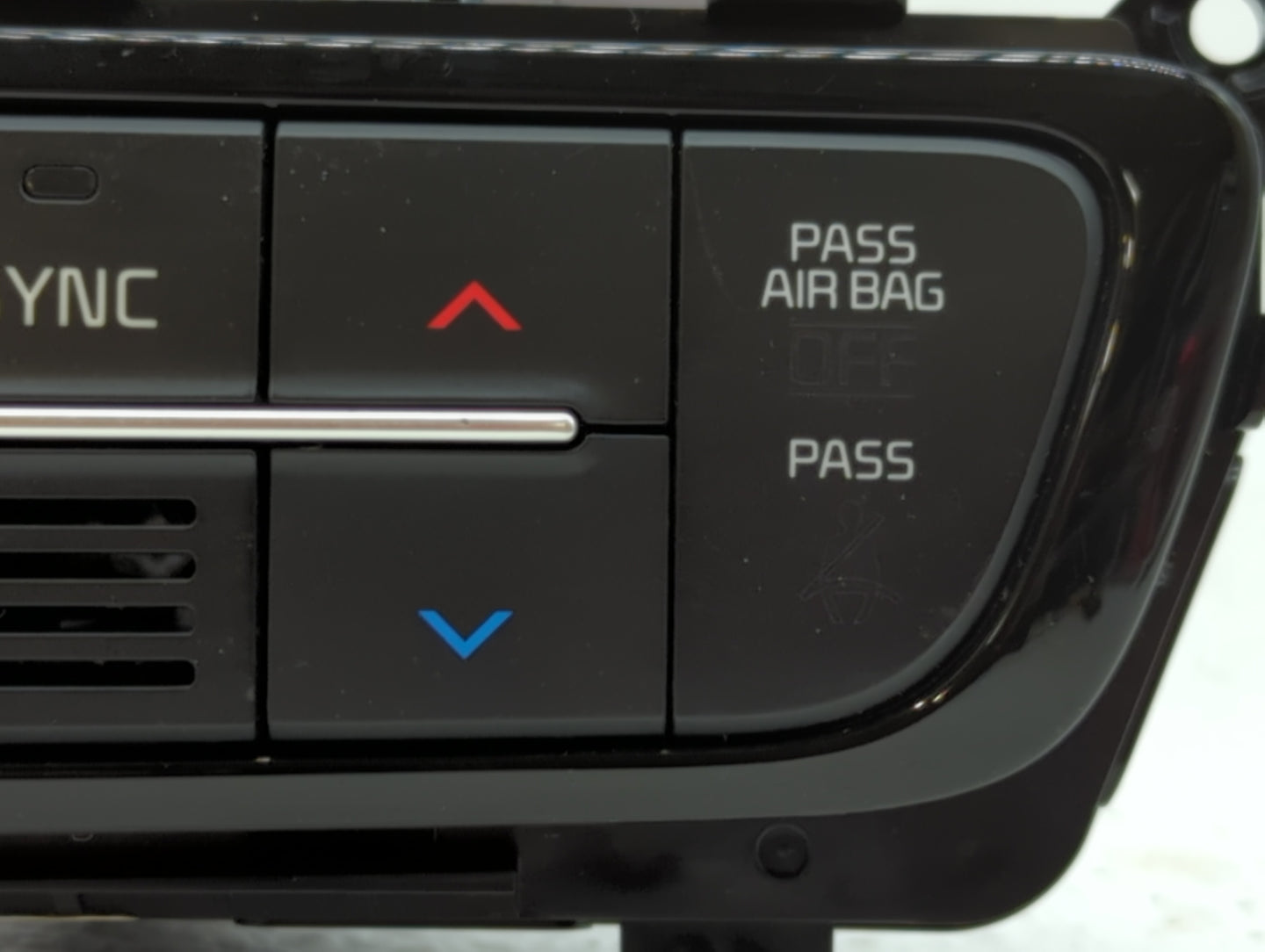 2015 Kia K900 Climate Control Module Temperature AC/Heater Replacement P/N:97250-3TXXX 97250-3T600 Fits OEM Used Auto Parts 