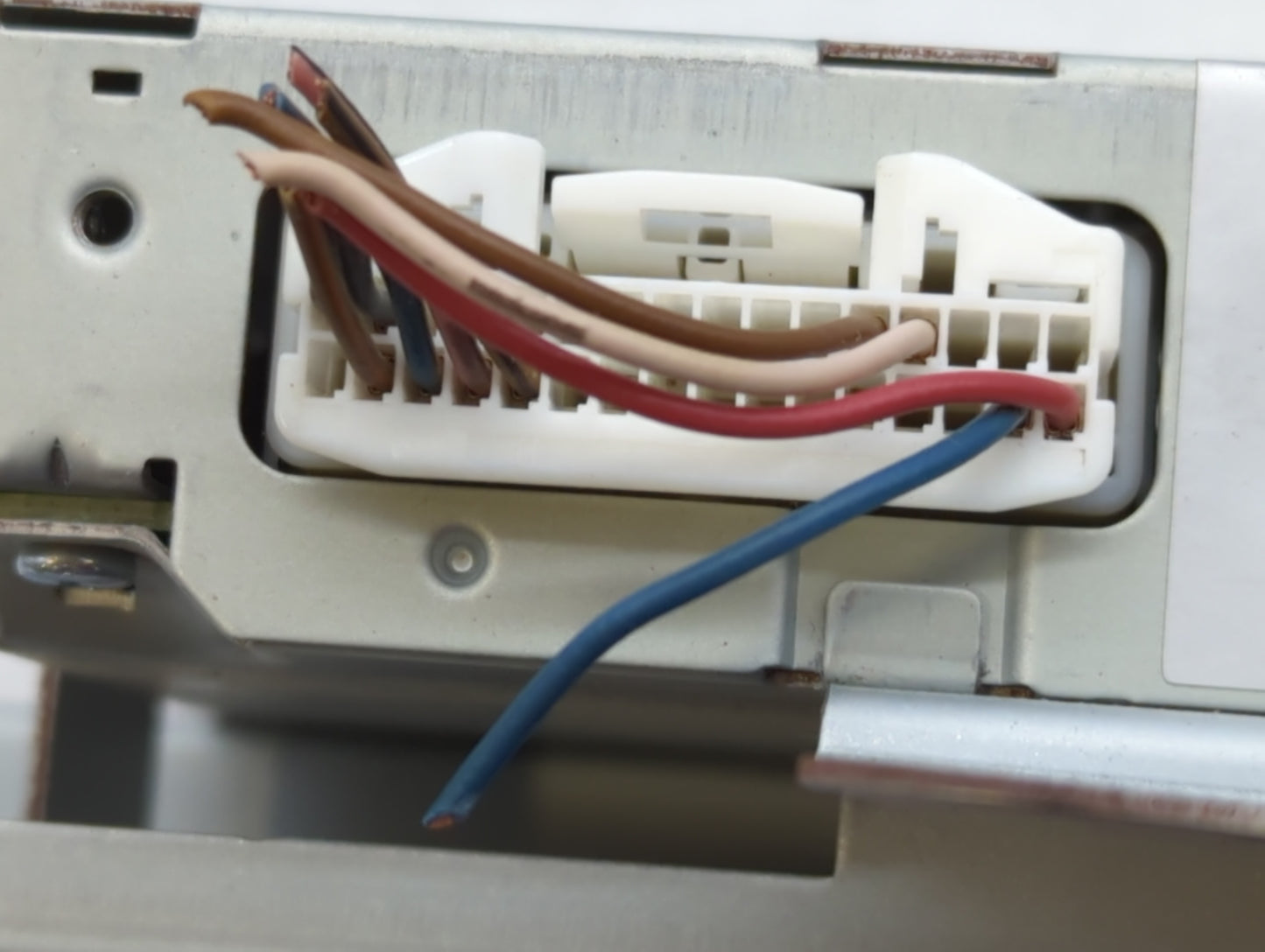 2015-2015 Kia K900 Chassis Control Module Ccm Bcm Body Control 965103t600 - Oemusedautoparts1.com