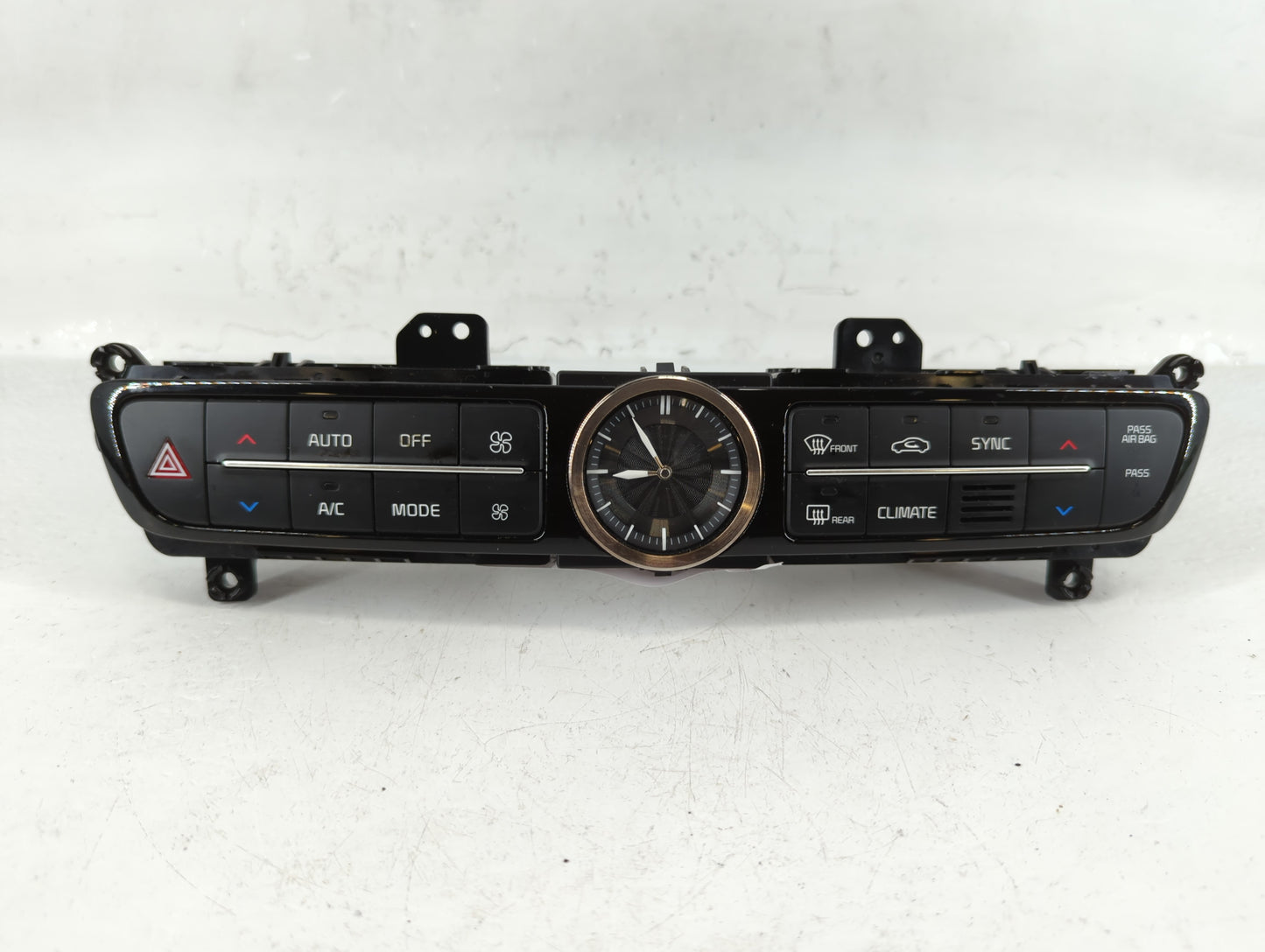 2015 Kia K900 Climate Control Module Temperature AC/Heater Replacement P/N:2014030-0018 94510-3T500 Fits OEM Used Auto Parts