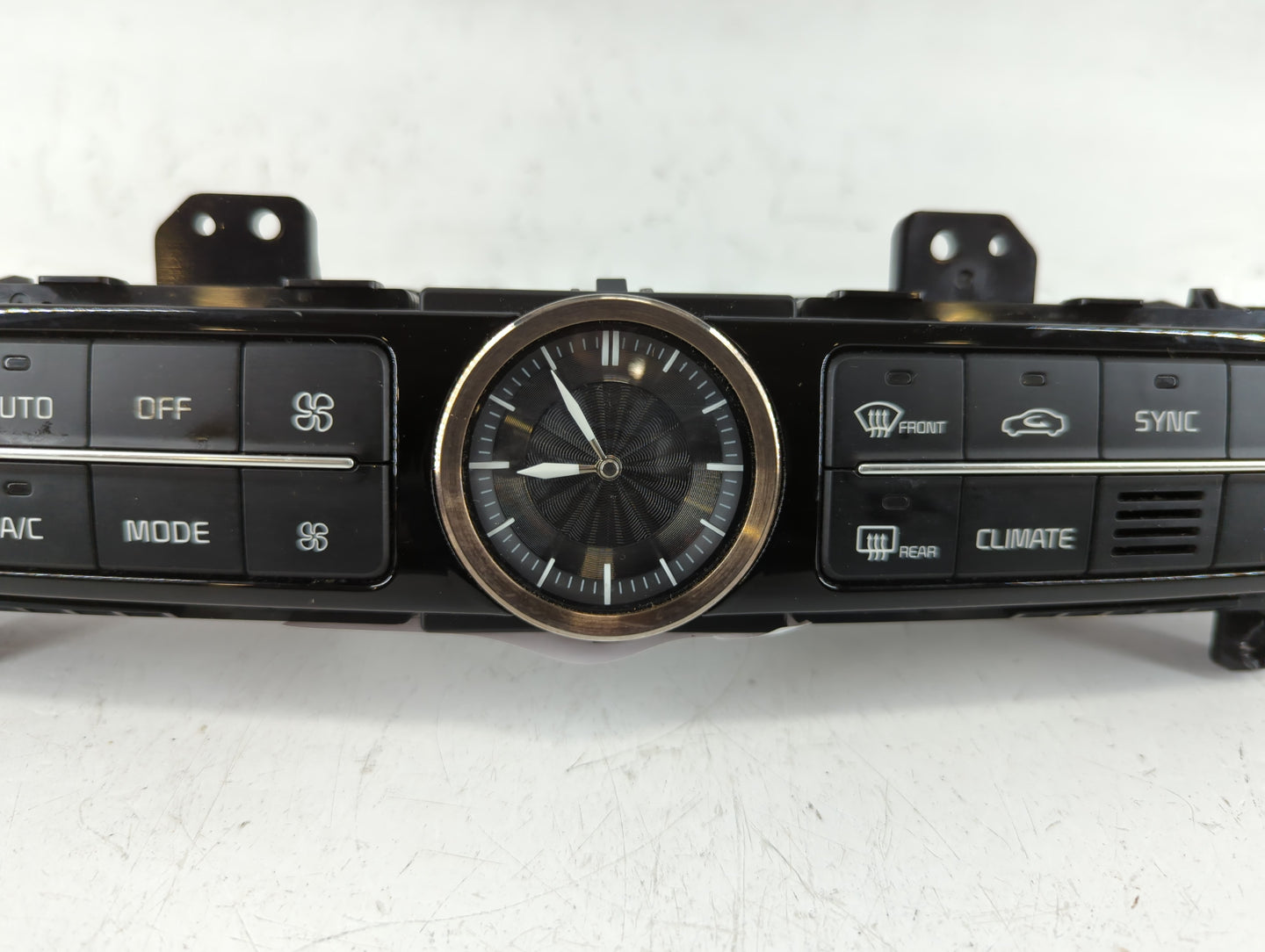 2015 Kia K900 Climate Control Module Temperature AC/Heater Replacement P/N:2014030-0018 94510-3T500 Fits OEM Used Auto Parts