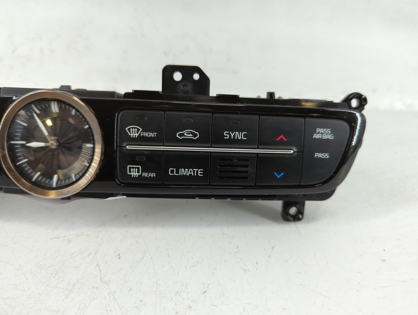 2015 Kia K900 Climate Control Module Temperature AC/Heater Replacement P/N:2014030-0018 94510-3T500 Fits OEM Used Auto Parts