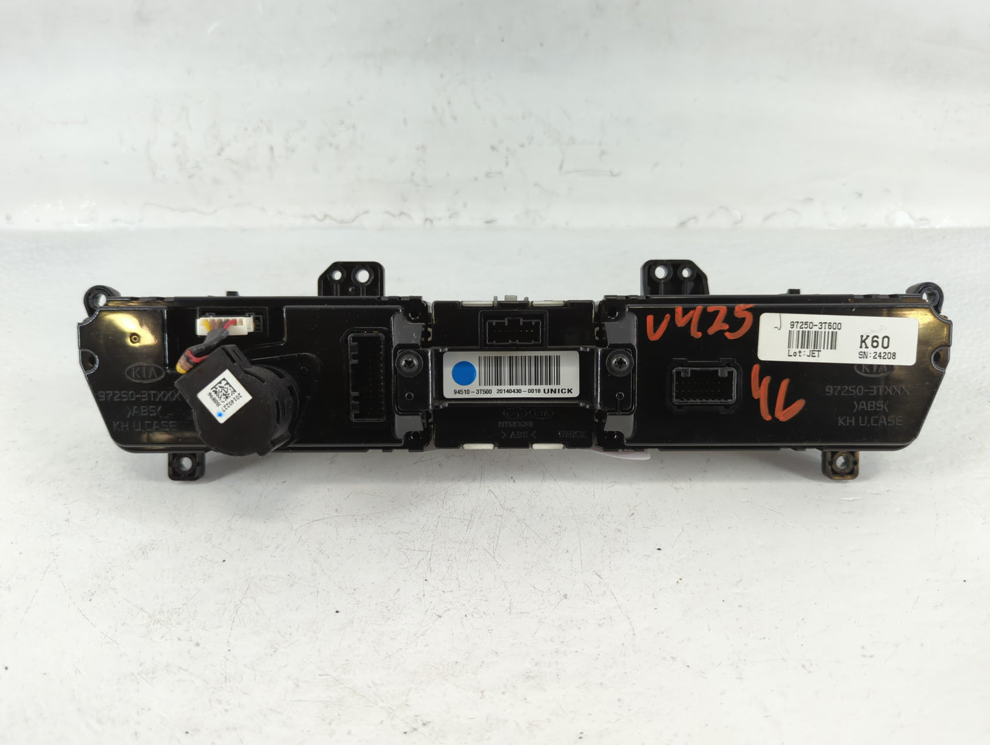 2015 Kia K900 Climate Control Module Temperature AC/Heater Replacement P/N:2014030-0018 94510-3T500 Fits OEM Used Auto Parts