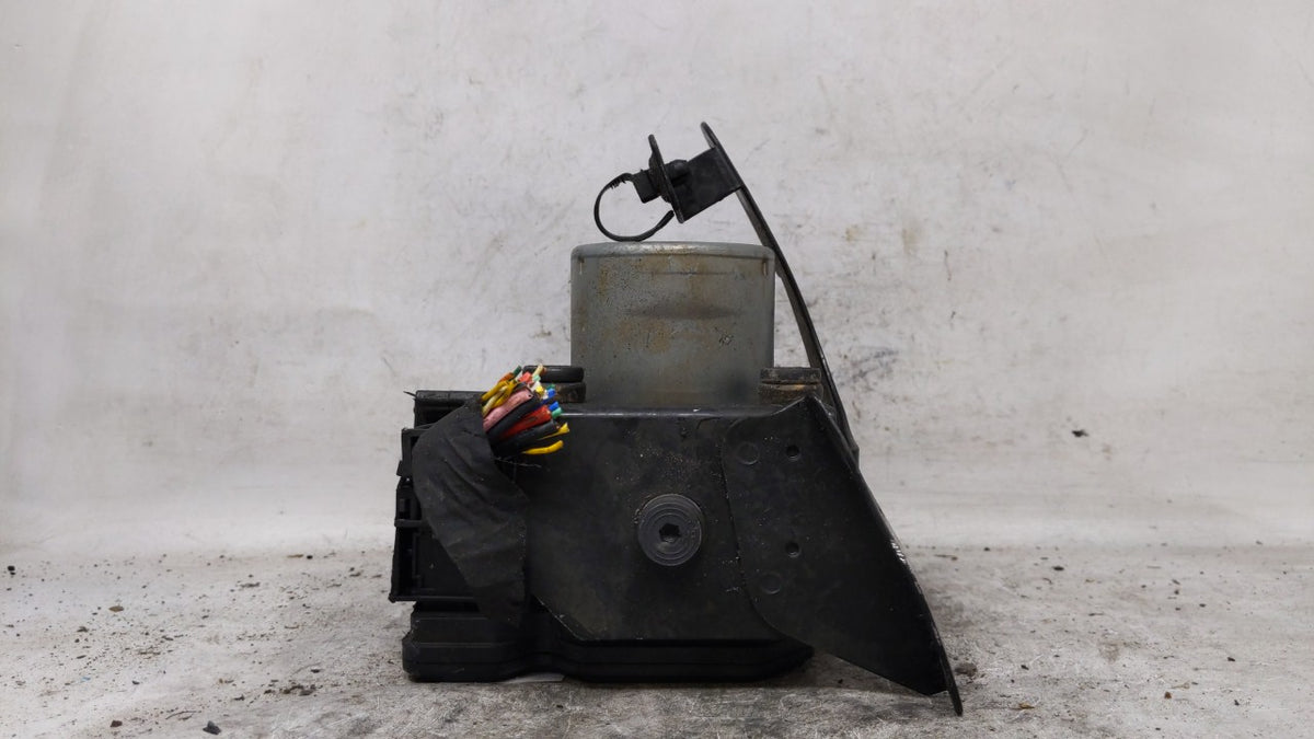 2014-2015 Kia Optima Anti-Lock Brake ABS Pump Module Actuator OEM P/N:BE6003O902 58920-2T870 Fits Fits 2014 2015 OEM Used Au