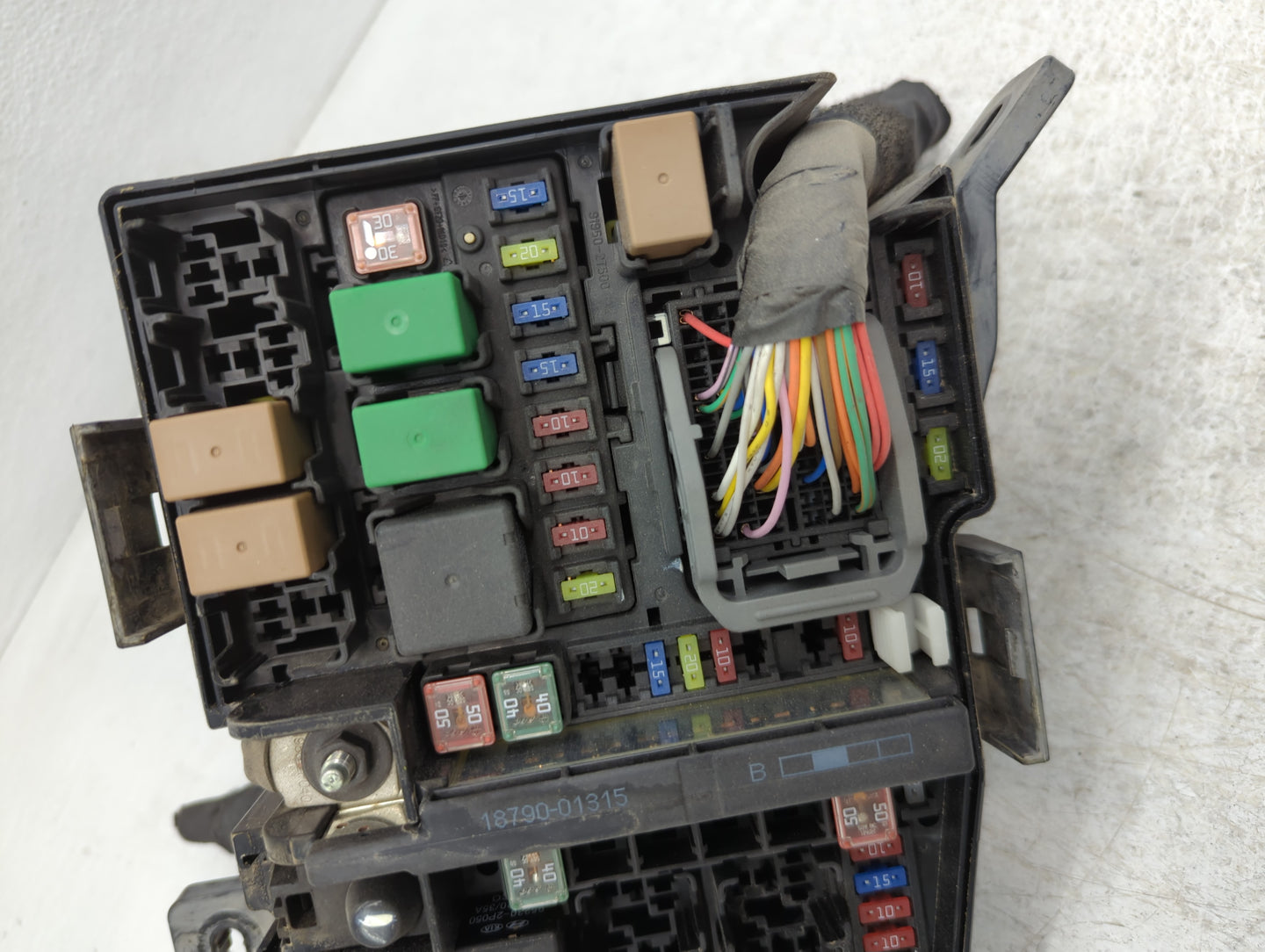2014-2015 Kia Optima Fusebox Fuse Box Panel Relay Module P/N:91259-2T010 Fits Fits 2014 2015 OEM Used Auto Parts - Oemusedau