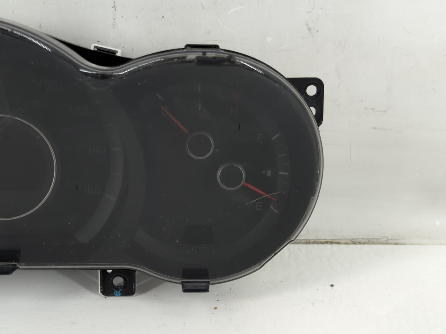 2014-2015 Kia Optima Instrument Cluster Speedometer Gauges P/N:94031-2T270 Fits Fits 2014 2015 OEM Used Auto Parts - Oemused
