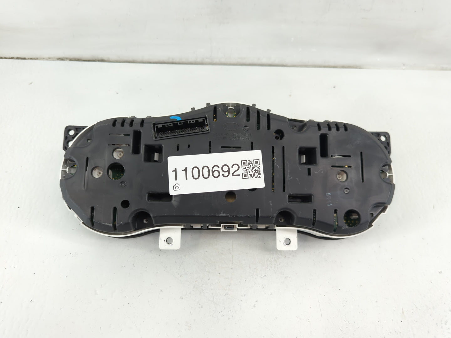 2014-2015 Kia Optima Instrument Cluster Speedometer Gauges P/N:94031-2T270 Fits Fits 2014 2015 OEM Used Auto Parts - Oemused