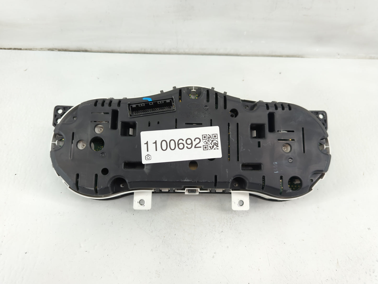 2014-2015 Kia Optima Instrument Cluster Speedometer Gauges P/N:94031-2T270 Fits Fits 2014 2015 OEM Used Auto Parts - Oemused