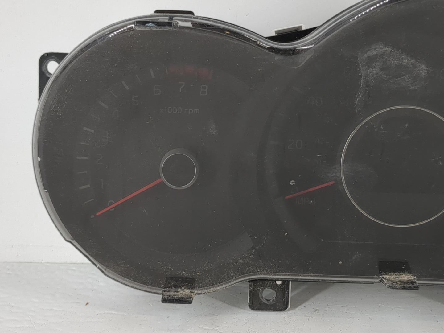 2014-2015 Kia Optima Instrument Cluster Speedometer Gauges P/N:94031-2T270 Fits Fits 2014 2015 OEM Used Auto Parts - Oemused