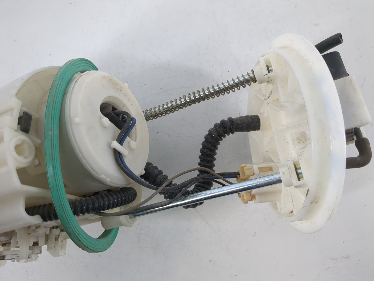 2011-2015 Kia Optima Electrical Gas Fuel Pump Assembly - Oemusedautoparts1.com