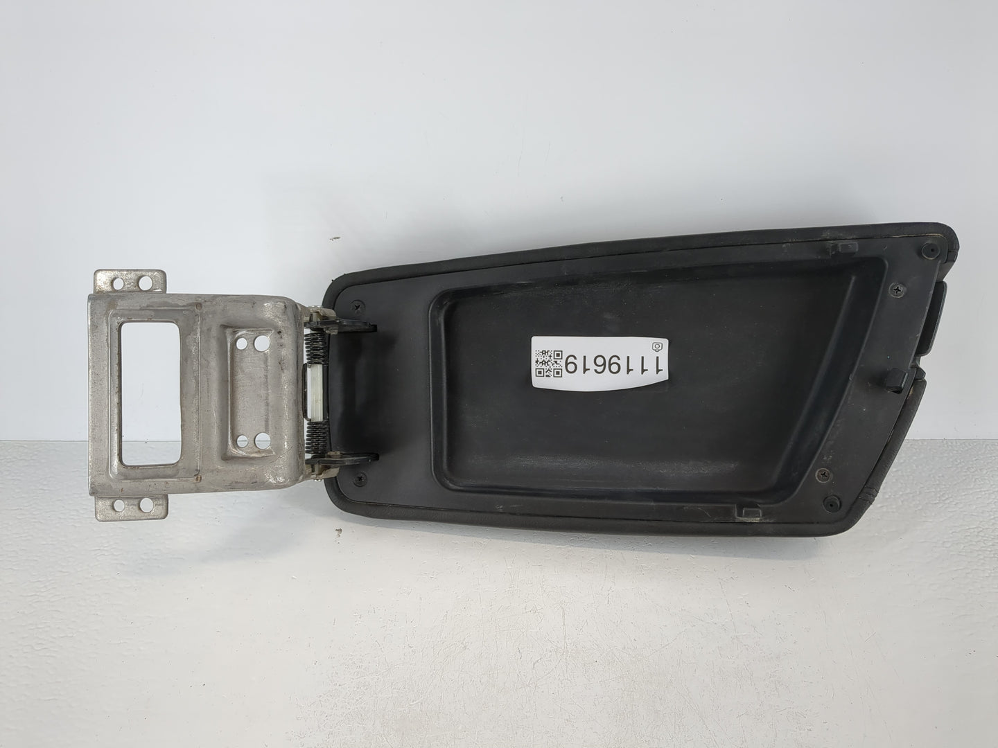 2014-2015 Kia Optima Center Console Armrest Cover Lid Fits Fits 2014 2015 OEM Used Auto Parts - Oemusedautoparts1.com