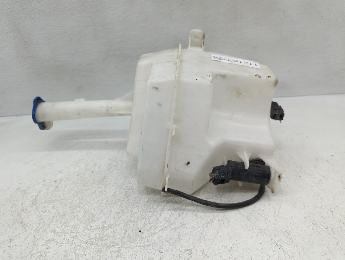 2011-2015 Kia Optima Windshield Washer Fluid Reservoir Bottle Oem - Oemusedautoparts1.com