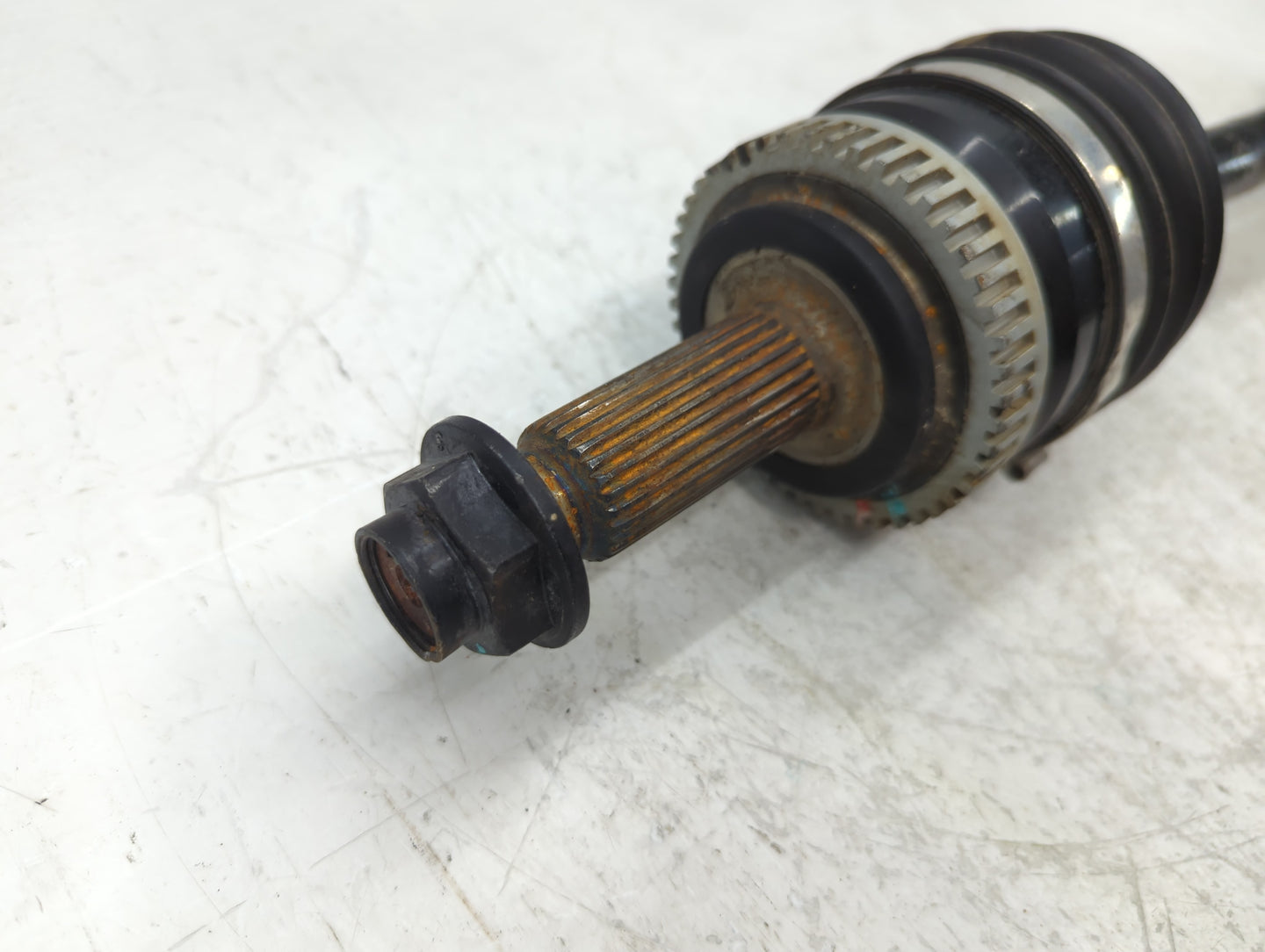 2014-2015 Kia Optima Axle Shaft Front Driver Cv C/v - Oemusedautoparts1.com