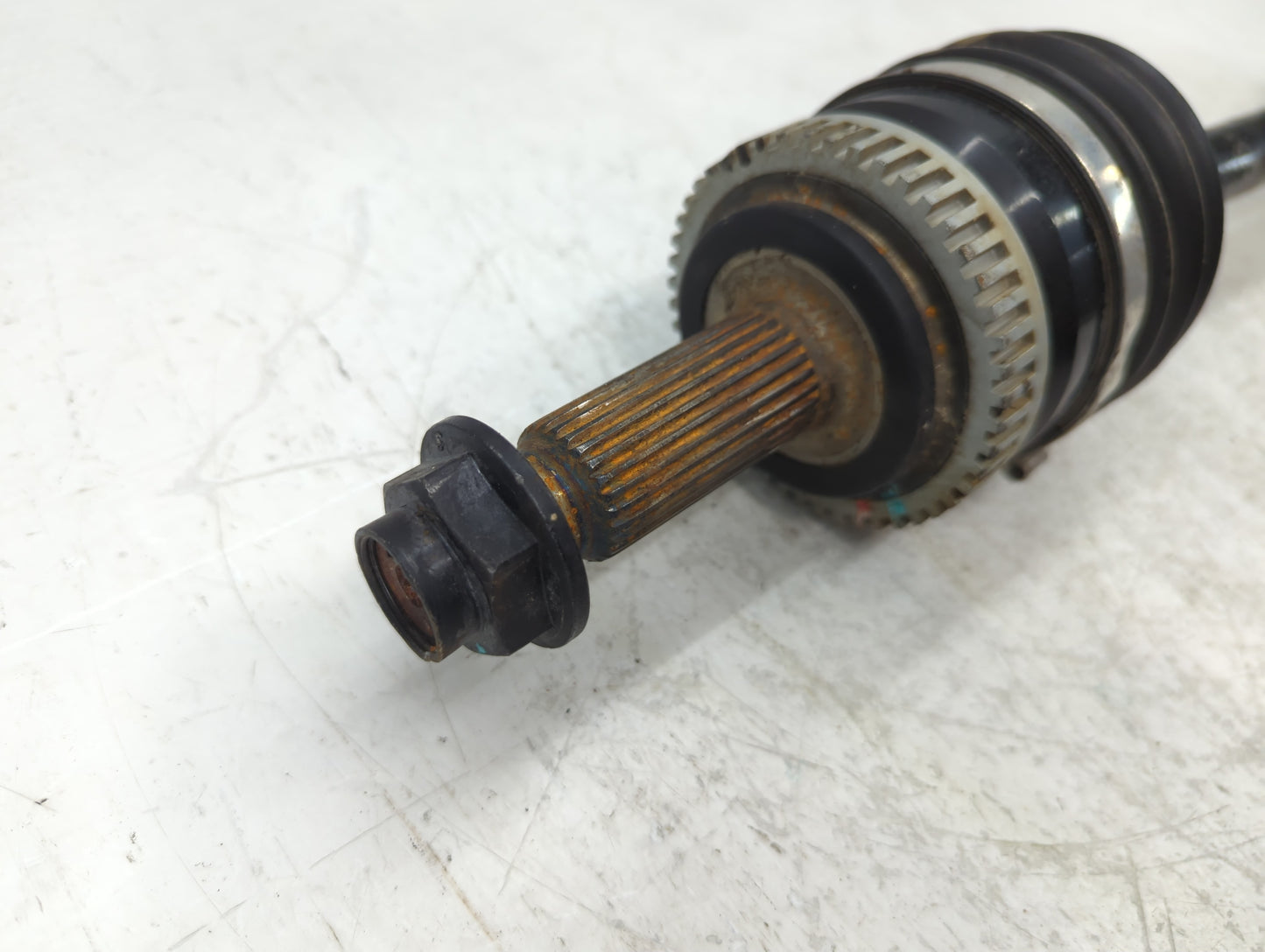 2014-2015 Kia Optima Axle Shaft Front Driver Cv C/v - Oemusedautoparts1.com