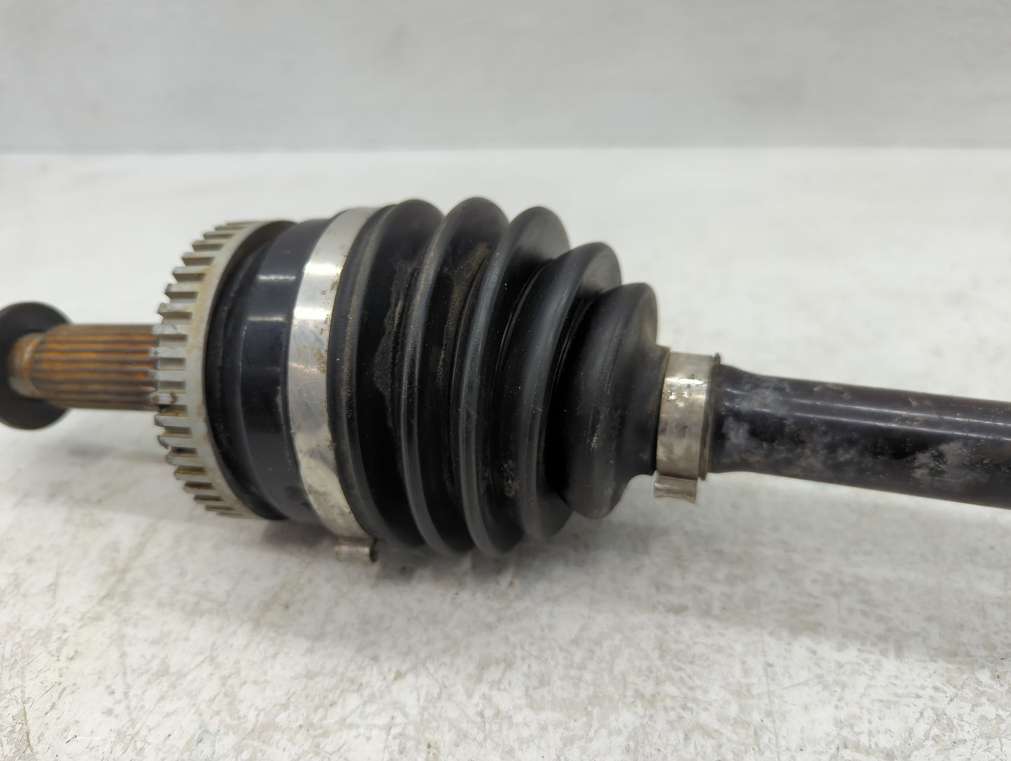 2014-2015 Kia Optima Axle Shaft Front Driver Cv C/v - Oemusedautoparts1.com