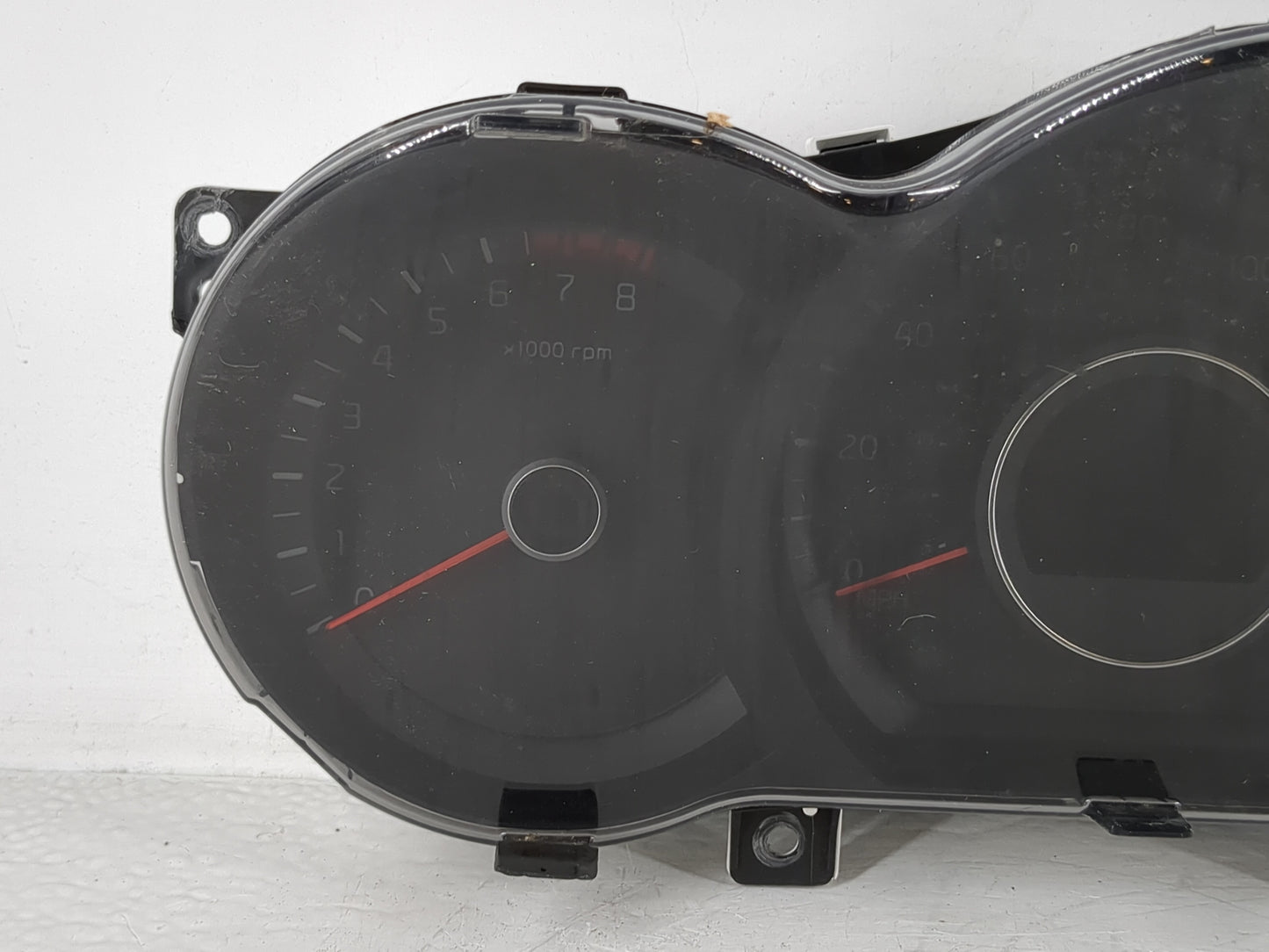 2014-2016 Kia Optima Instrument Cluster Speedometer Gauges P/N:94031-2T270 Fits Fits 2014 2015 2016 OEM Used Auto Parts - Oe