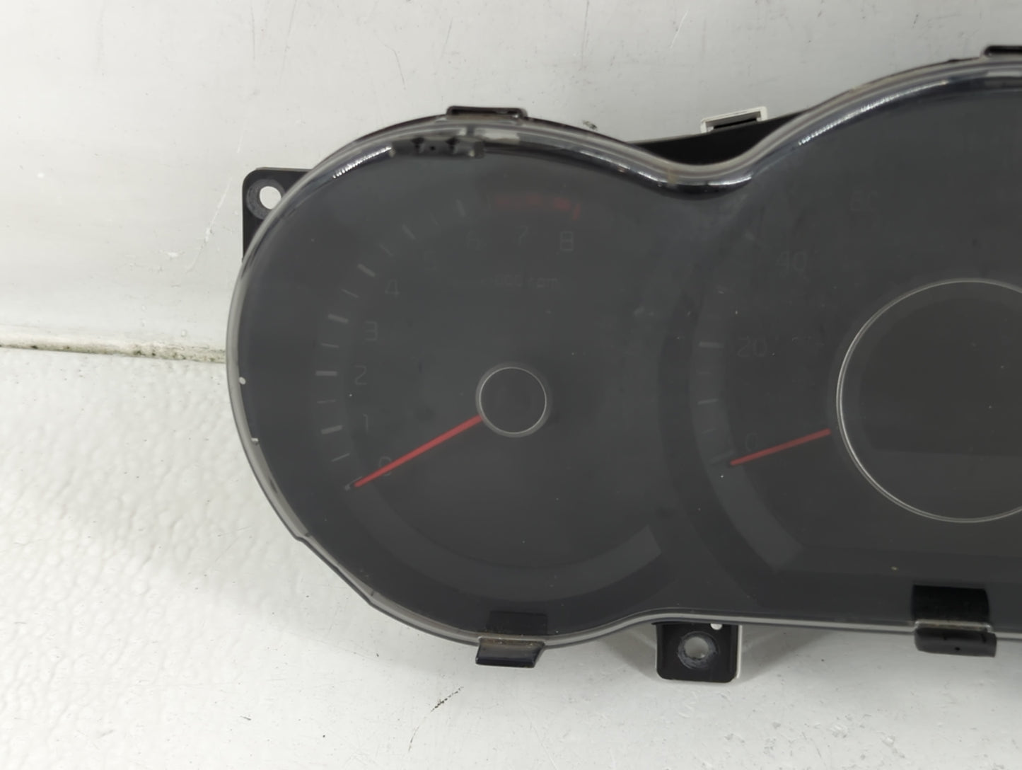 2014-2015 Kia Optima Instrument Cluster Speedometer Gauges P/N:94031-2T270 Fits Fits 2014 2015 OEM Used Auto Parts - Oemused