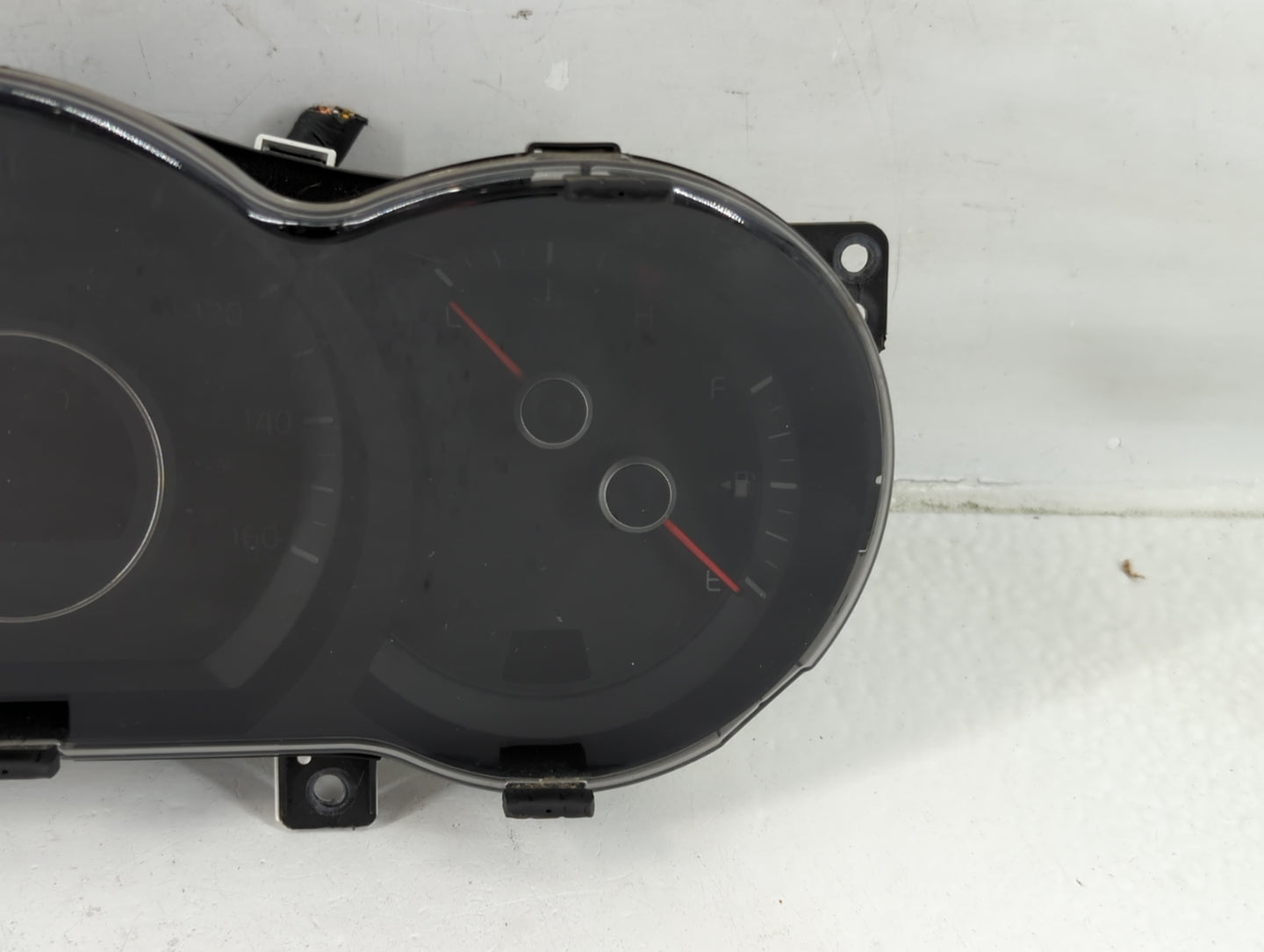 2014-2015 Kia Optima Instrument Cluster Speedometer Gauges P/N:94031-2T270 Fits Fits 2014 2015 OEM Used Auto Parts - Oemused