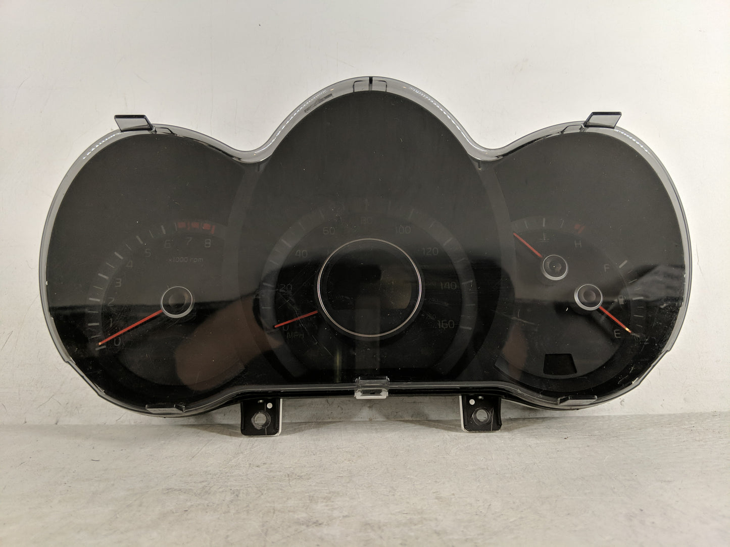 2014-2015 Kia Optima Instrument Cluster Speedometer Gauges P/N:94031-2T270 Fits Fits 2014 2015 OEM Used Auto Parts - Oemused