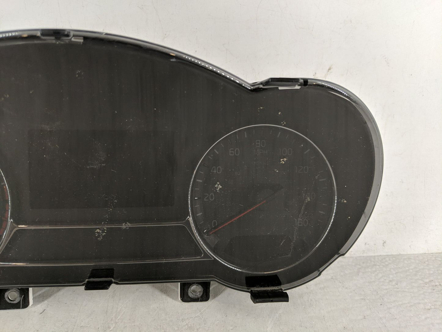 2014-2015 Kia Optima Instrument Cluster Speedometer Gauges P/N:94041-2T460 Fits Fits 2014 2015 OEM Used Auto Parts - Oemused