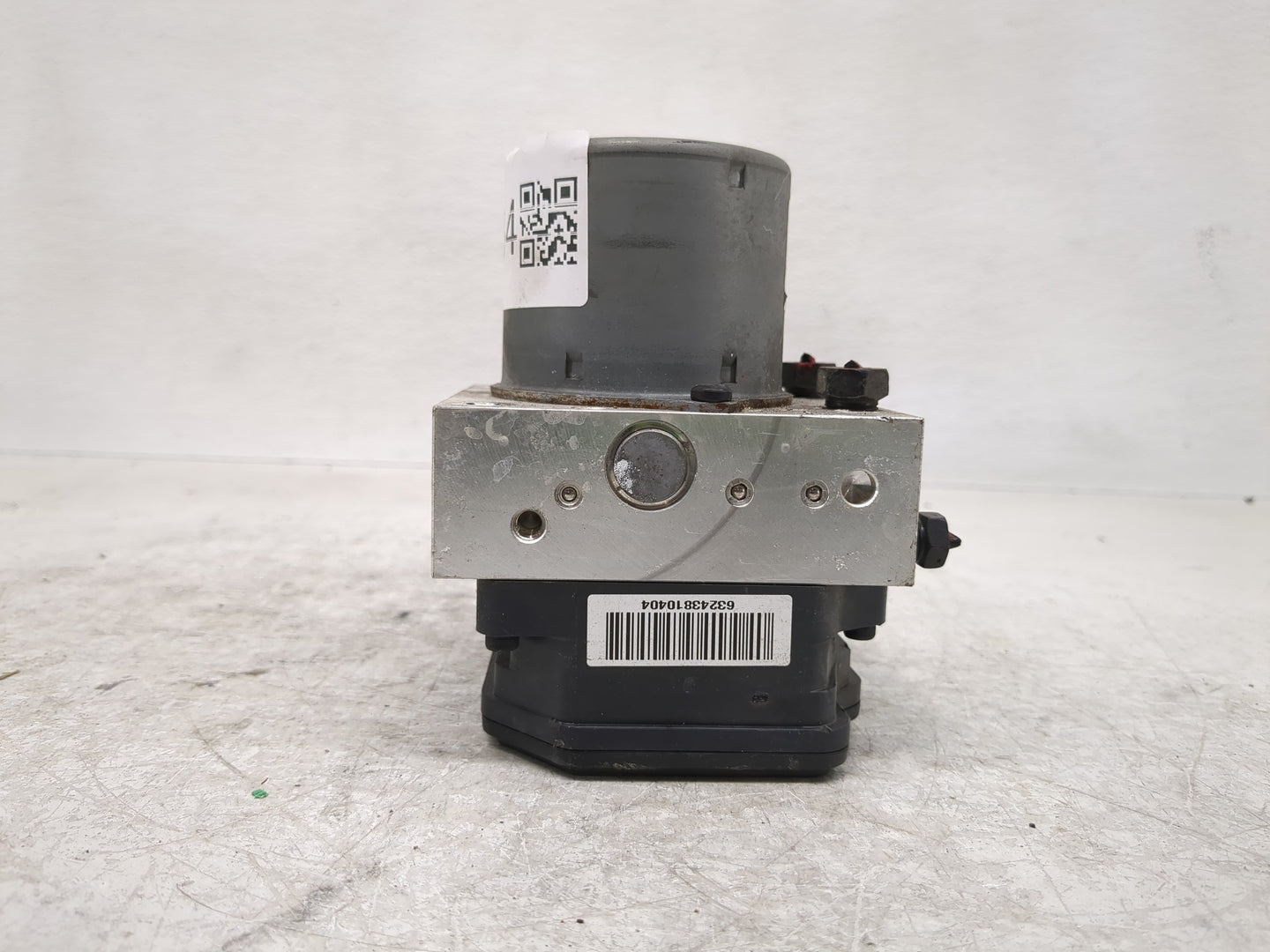 2014-2015 Kia Optima ABS Pump Control Module Replacement P/N:BE6003O902 Fits Fits 2014 2015 OEM Used Auto Parts - Oemusedaut