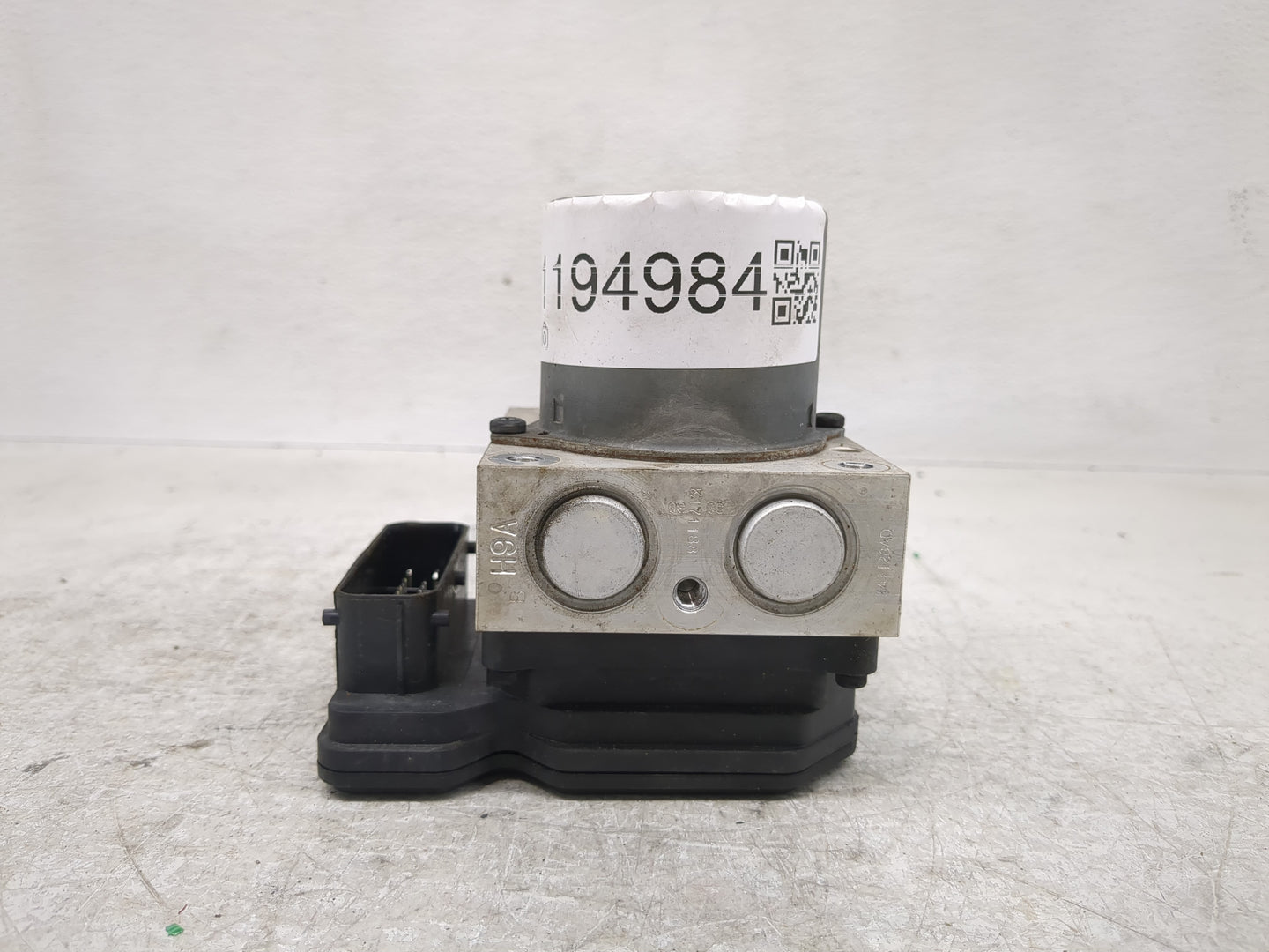 2014-2015 Kia Optima ABS Pump Control Module Replacement P/N:BE6003O902 Fits Fits 2014 2015 OEM Used Auto Parts - Oemusedaut