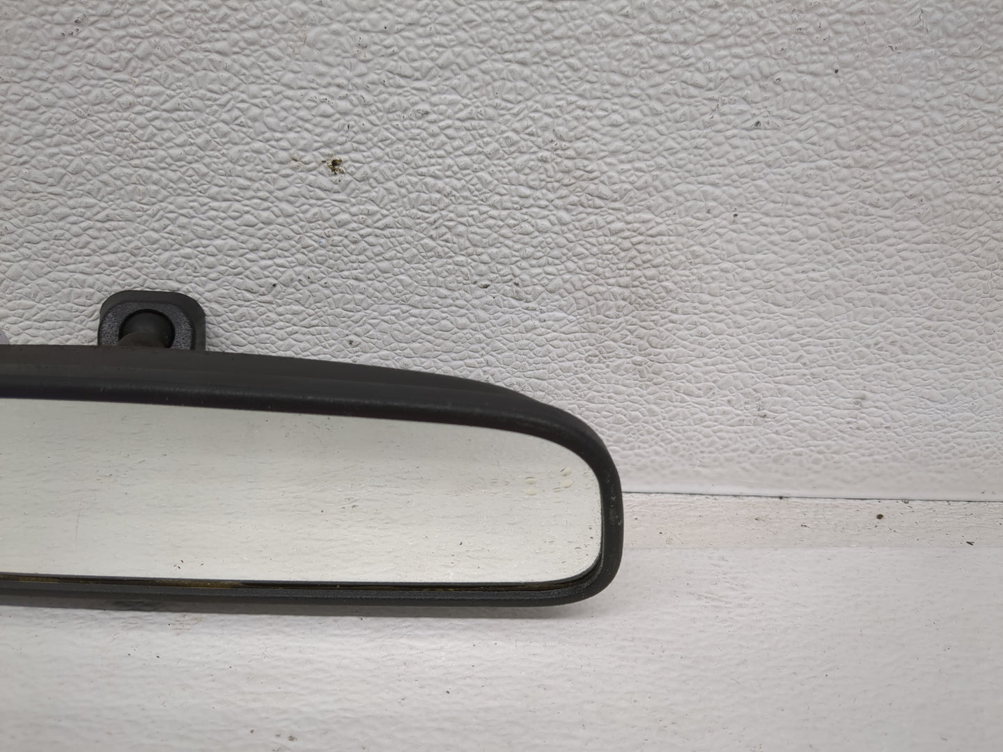 2011-2020 Kia Optima Interior Rear View Mirror Replacement OEM P/N:E4012143 Fits OEM Used Auto Parts - Oemusedautoparts1.com