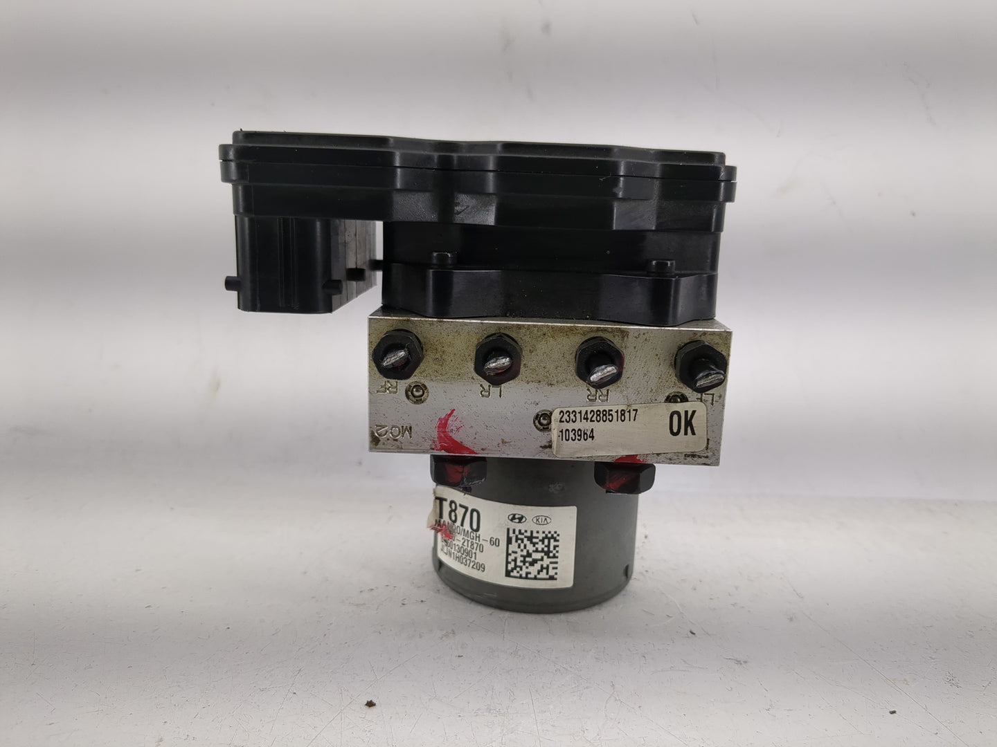 2014-2015 Kia Optima ABS Pump Control Module Replacement P/N:BE6003O902 Fits Fits 2014 2015 OEM Used Auto Parts - Oemusedaut