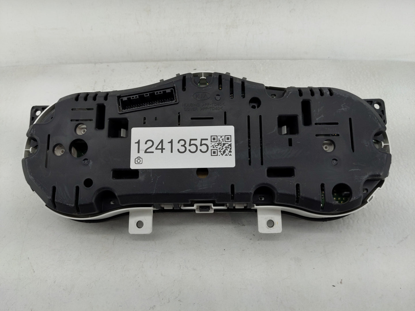 2014-2015 Kia Optima Instrument Cluster Speedometer Gauges P/N:94031-2T270 Fits Fits 2014 2015 OEM Used Auto Parts - Oemused