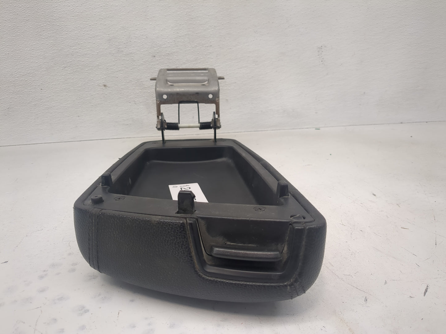 2015 Kia Optima Center Console Armrest Cover Lid Fits OEM Used Auto Parts - Oemusedautoparts1.com