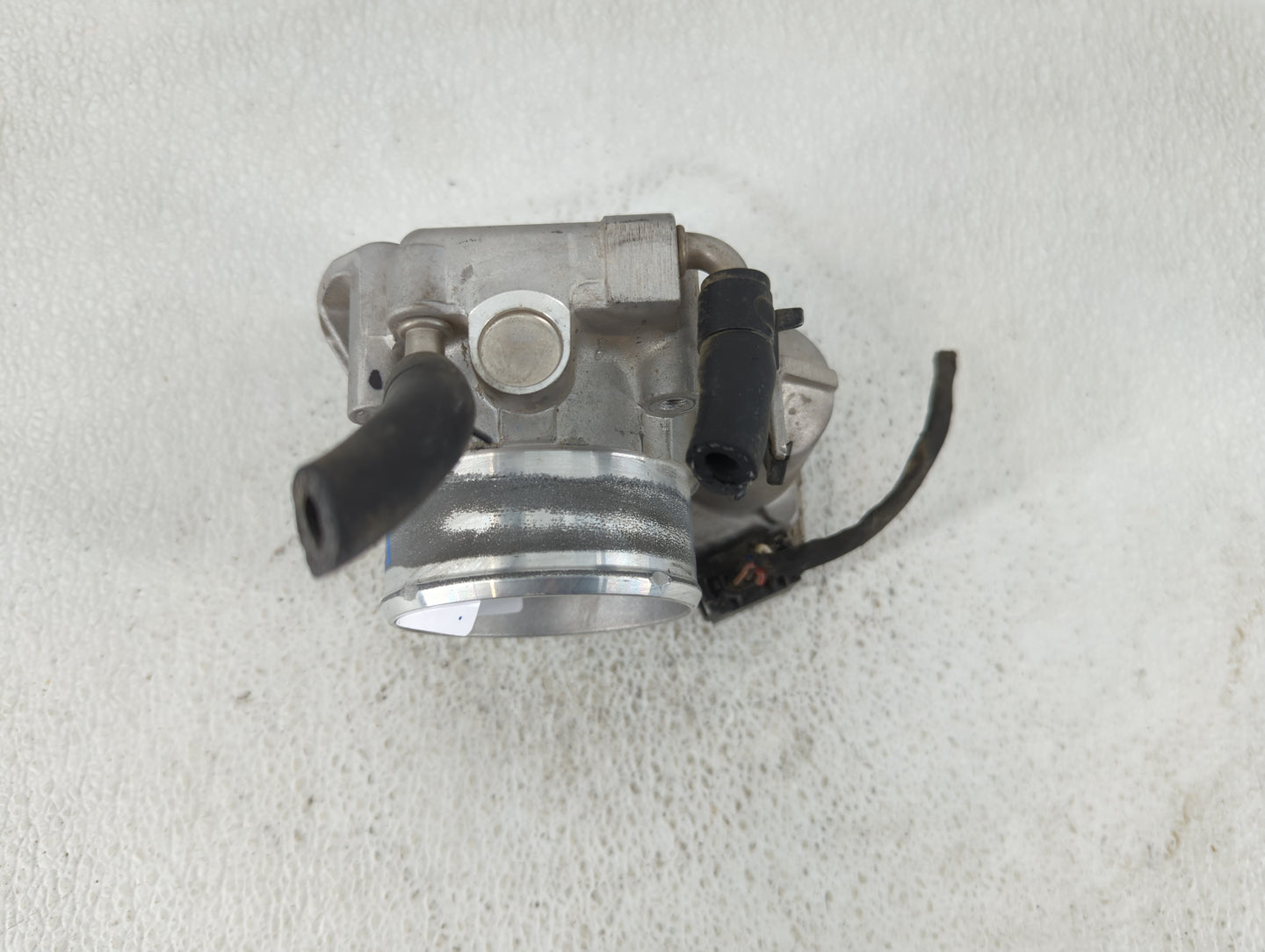 2011-2015 Kia Optima Throttle Body P/N:90 4501 0001 35100-2G700 Fits Fits 2011 2012 2013 2014 2015 2016 OEM Used Auto Parts 