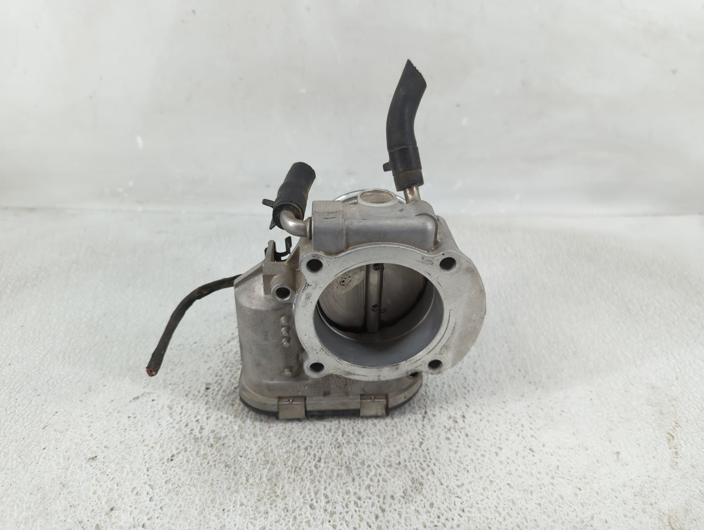 2011-2015 Kia Optima Throttle Body P/N:90 4501 0001 35100-2G700 Fits Fits 2011 2012 2013 2014 2015 2016 OEM Used Auto Parts 