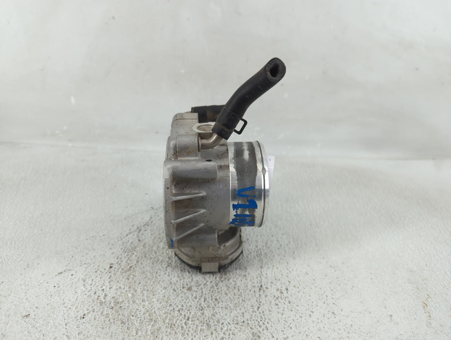 2011-2015 Kia Optima Throttle Body P/N:90 4501 0001 35100-2G700 Fits Fits 2011 2012 2013 2014 2015 2016 OEM Used Auto Parts 