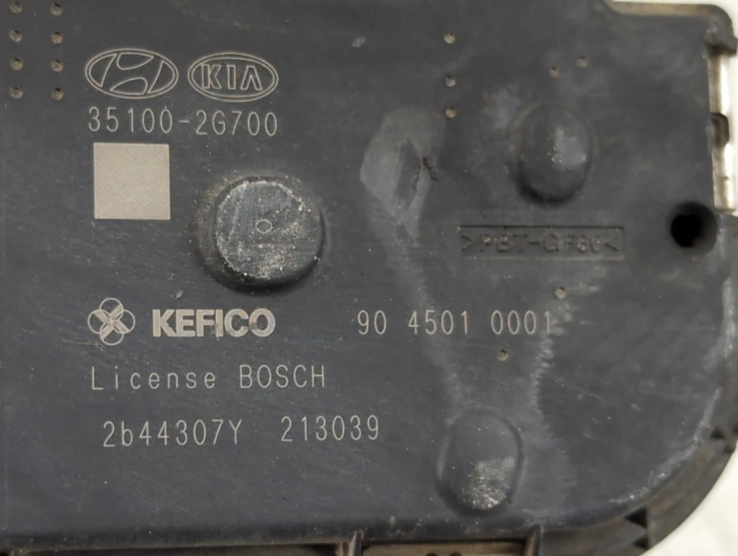 2011-2015 Kia Optima Throttle Body P/N:90 4501 0001 35100-2G700 Fits Fits 2011 2012 2013 2014 2015 2016 OEM Used Auto Parts 