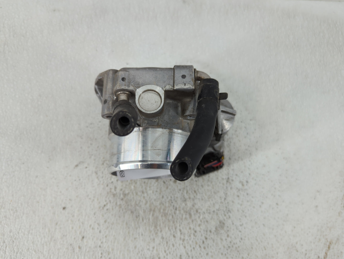 2011-2015 Kia Optima Throttle Body P/N:35100-2G700 Fits Fits 2011 2012 2013 2014 2015 2016 OEM Used Auto Parts - Oemusedauto