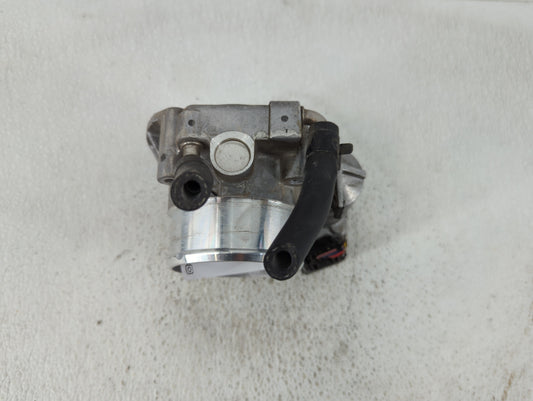 2011-2015 Kia Optima Throttle Body P/N:35100-2G700 Fits Fits 2011 2012 2013 2014 2015 2016 OEM Used Auto Parts