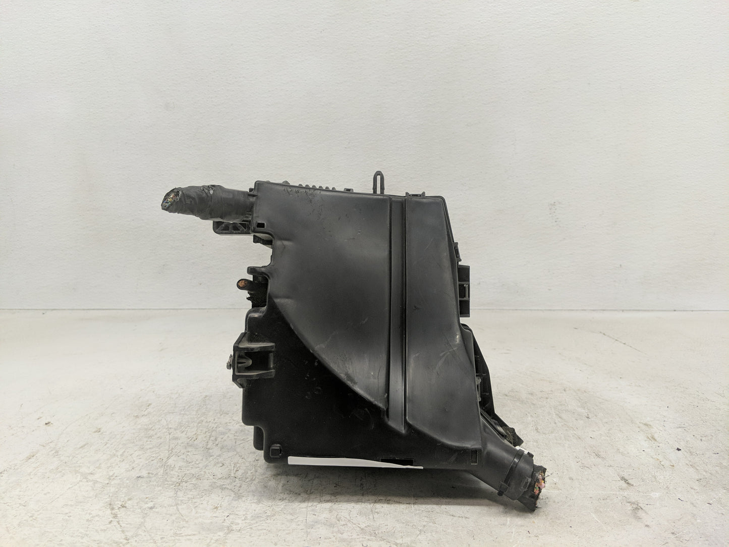 2014-2015 Kia Optima Fusebox Fuse Box Panel Relay Module P/N:91955-2T730 Fits Fits 2014 2015 OEM Used Auto Parts - Oemusedau