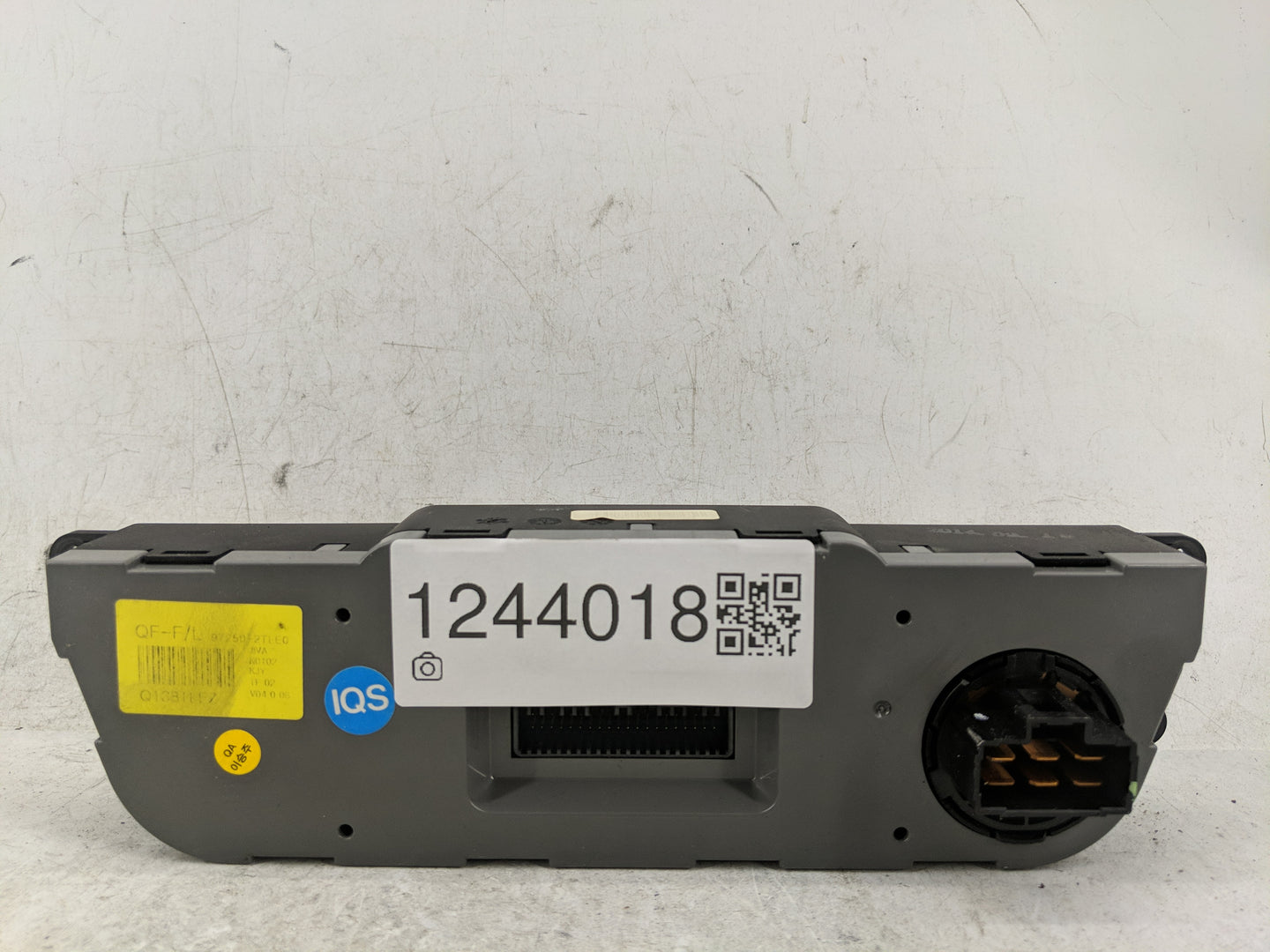2014-2015 Kia Optima Climate Control Module Temperature AC/Heater Replacement Fits Fits 2014 2015 OEM Used Auto Parts - Oemu