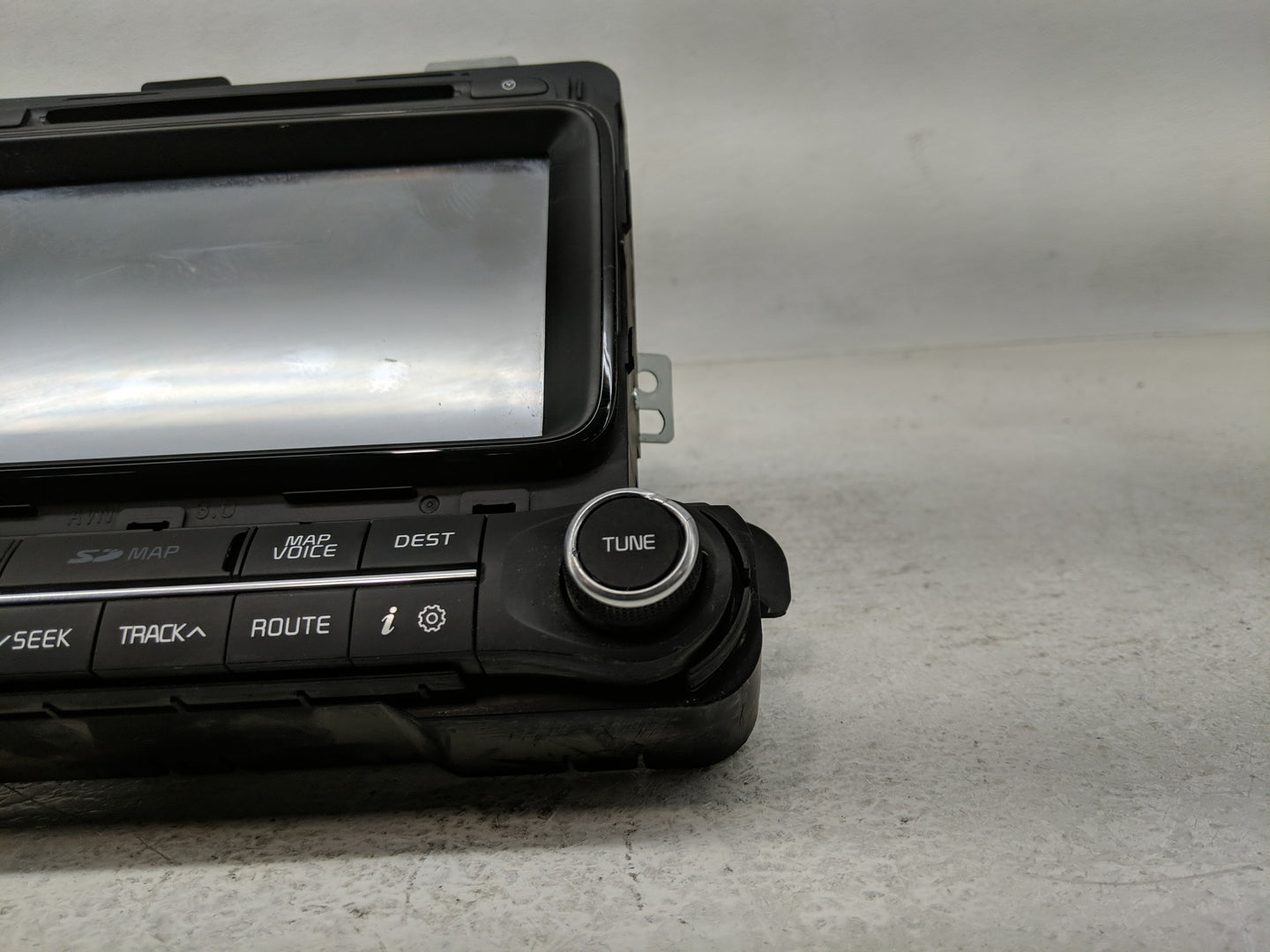 2014-2015 Kia Optima Radio AM FM Cd Player Receiver Replacement P/N:96560-4C102CA Fits Fits 2014 2015 OEM Used Auto Parts - 