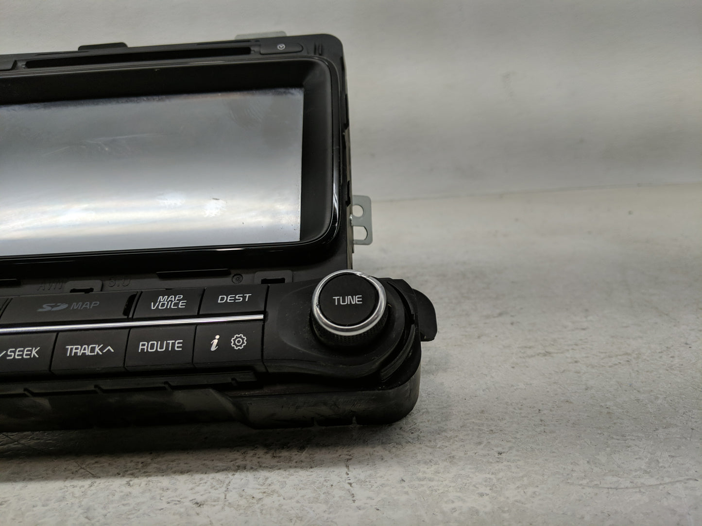 2014-2015 Kia Optima Radio AM FM Cd Player Receiver Replacement P/N:96560-4C102CA Fits Fits 2014 2015 OEM Used Auto Parts - 