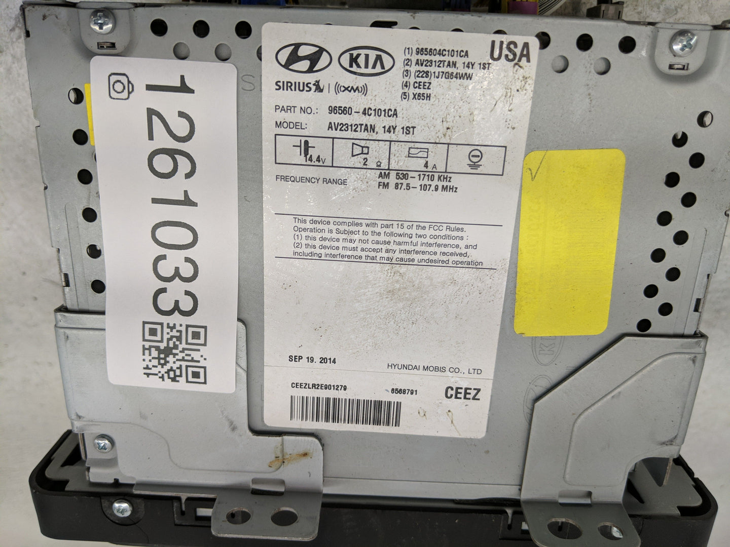 2014-2015 Kia Optima Radio AM FM Cd Player Receiver Replacement P/N:96560-4C102CA Fits Fits 2014 2015 OEM Used Auto Parts - 