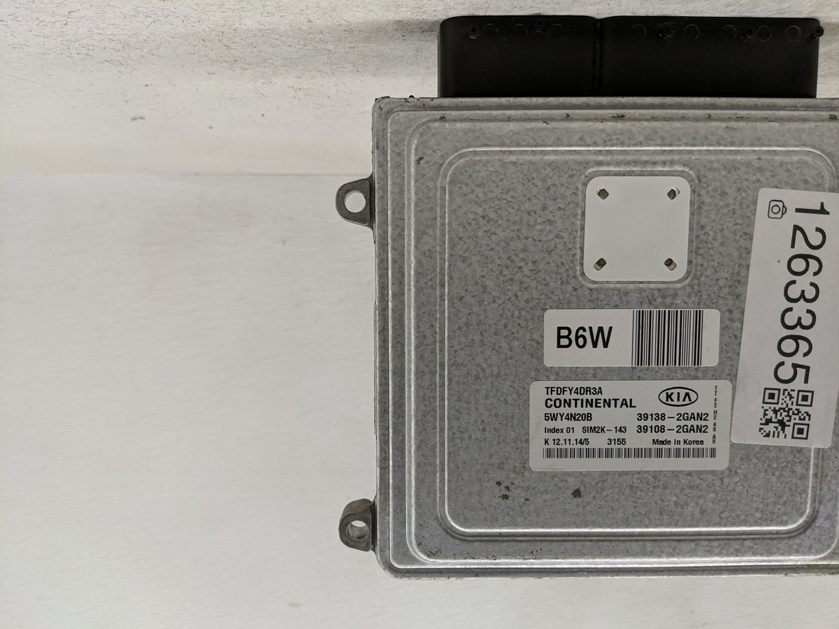 2015-2016 Kia Optima PCM Engine Control Computer ECU ECM PCU OEM P/N:39108-2GAN2 39138-2GAN2 Fits 2015 2016 OEM Used Auto Pa