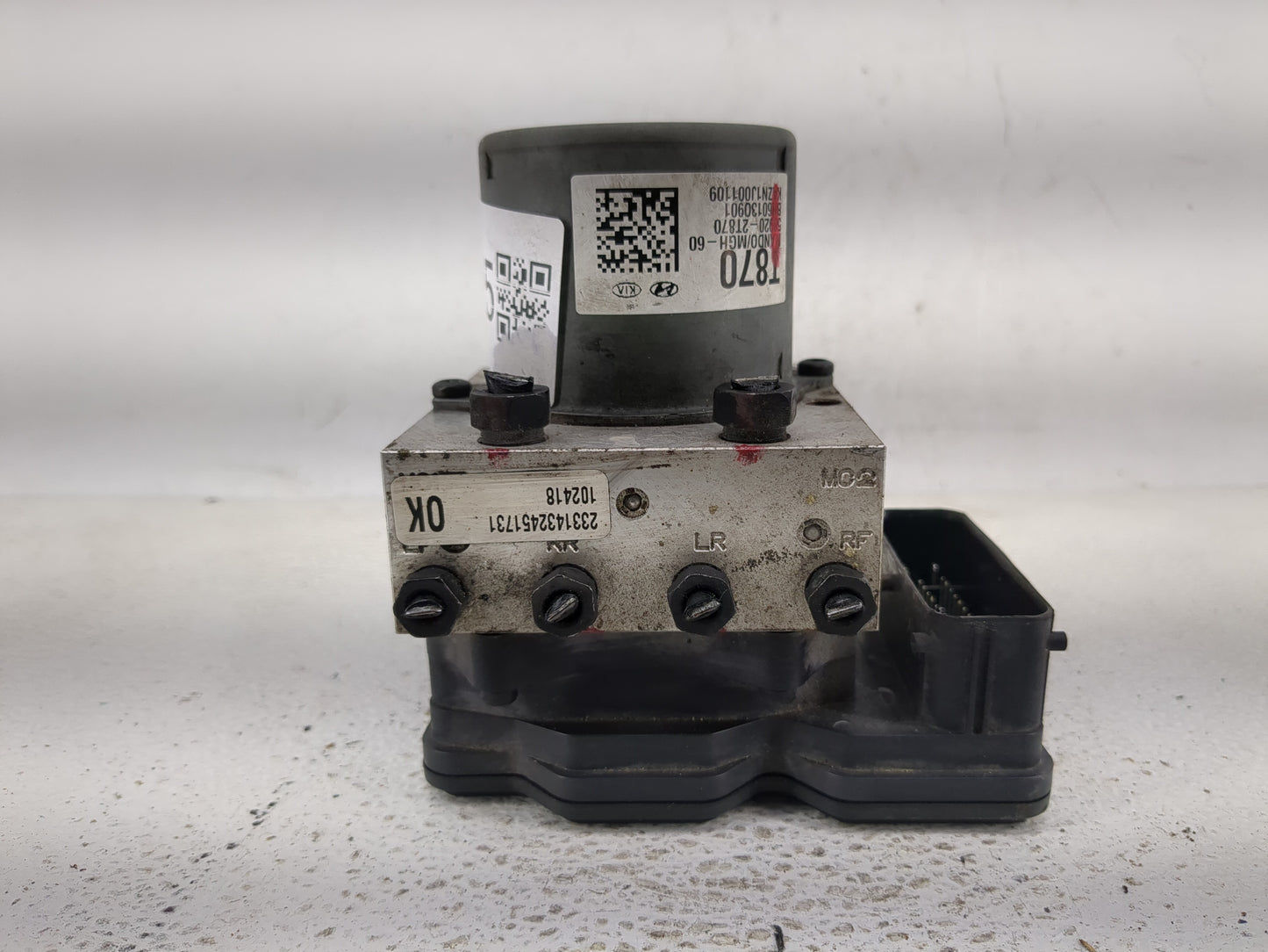 2014-2015 Kia Optima ABS Pump Control Module Replacement P/N:58920-2T870 01115380ACC, BE6003O902 Fits Fits 2014 2015 OEM Use