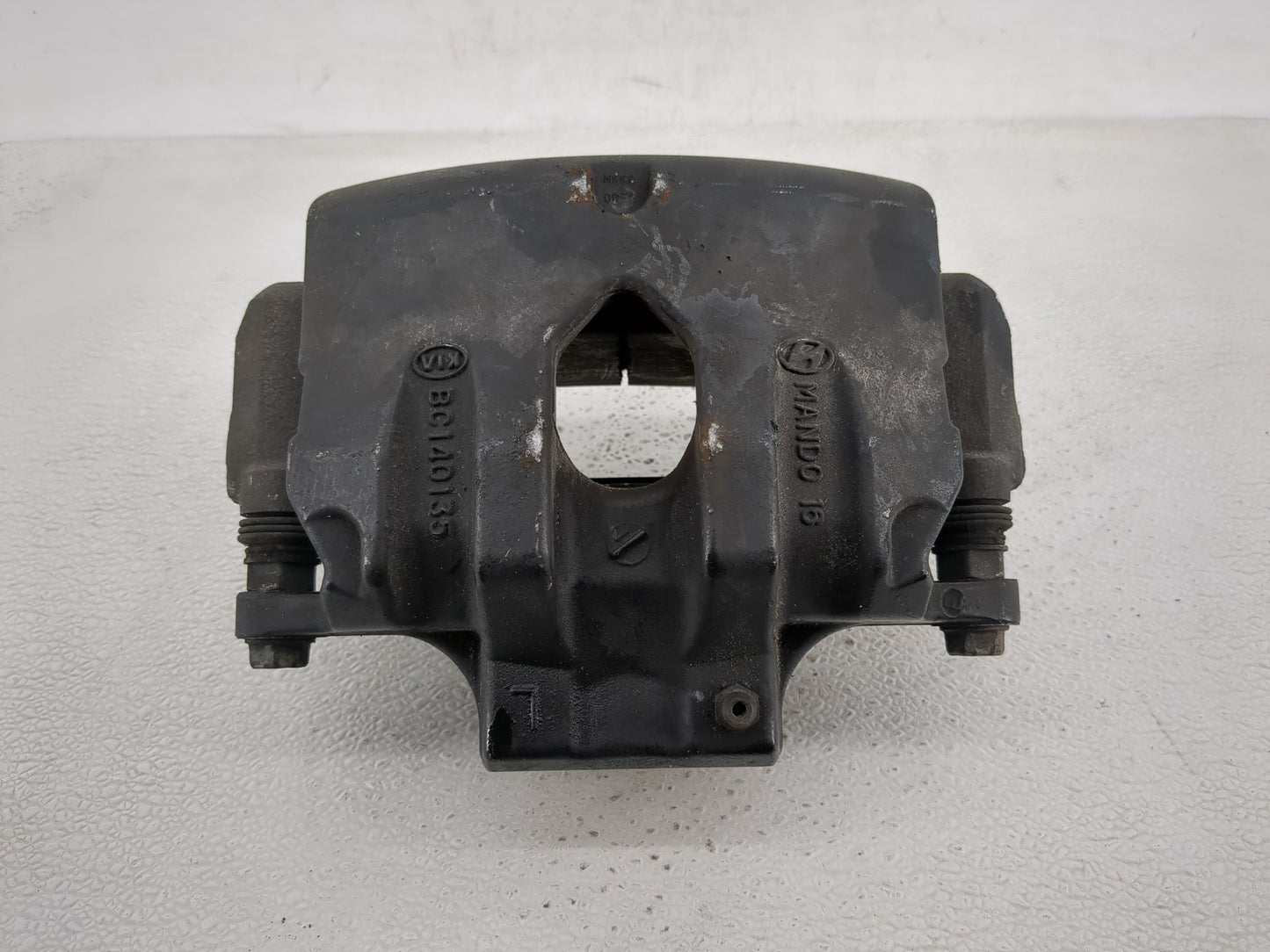 2011-2015 Kia Optima Front Driver Left Brake Caliper - Oemusedautoparts1.com