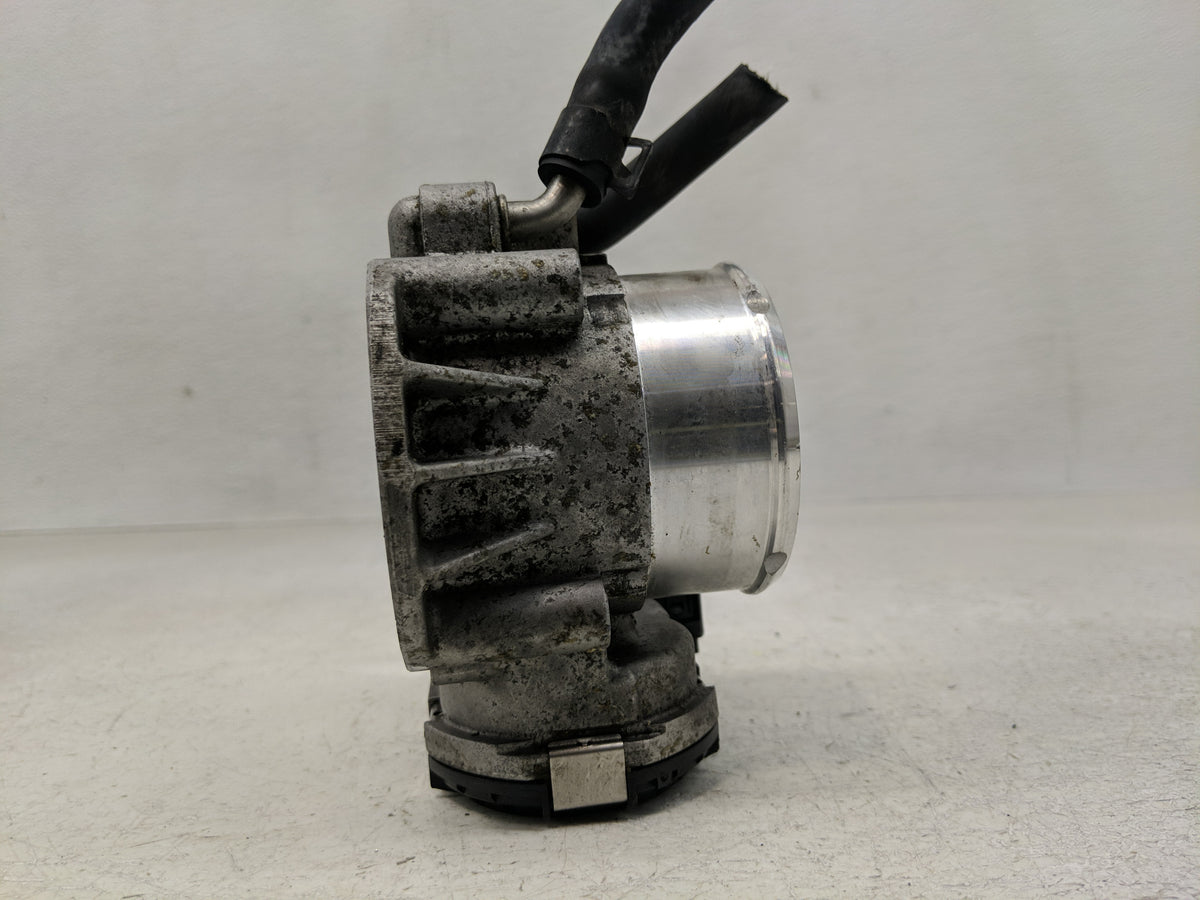 2011-2015 Kia Optima Throttle Body P/N:35100-2G700 Fits Fits 2011 2012 2013 2014 2015 2016 OEM Used Auto Parts - Oemusedauto