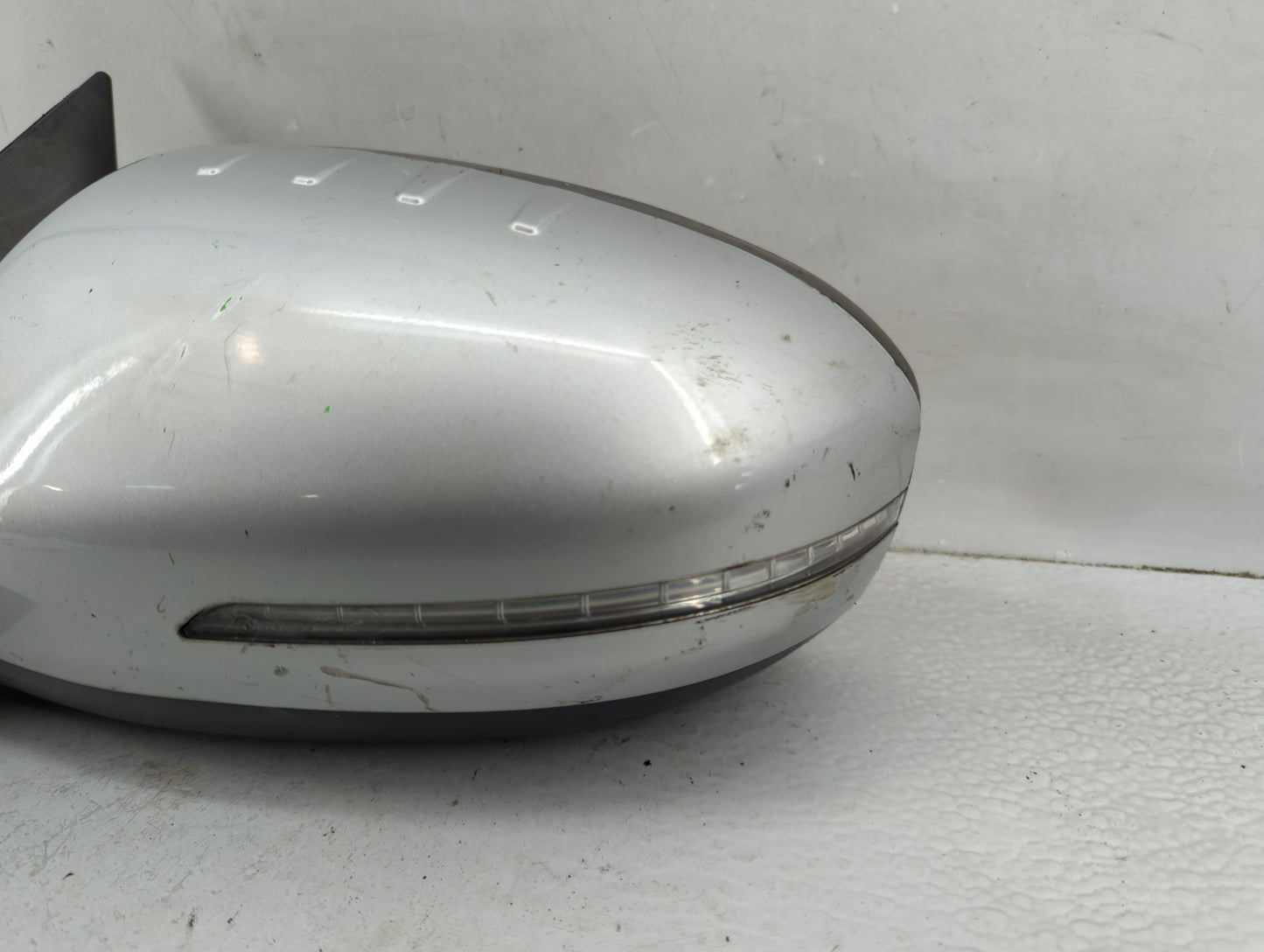 2014-2015 Kia Optima Driver Side View Mirror - Left Door Mirror OEM Used - Oemusedautoparts1.com