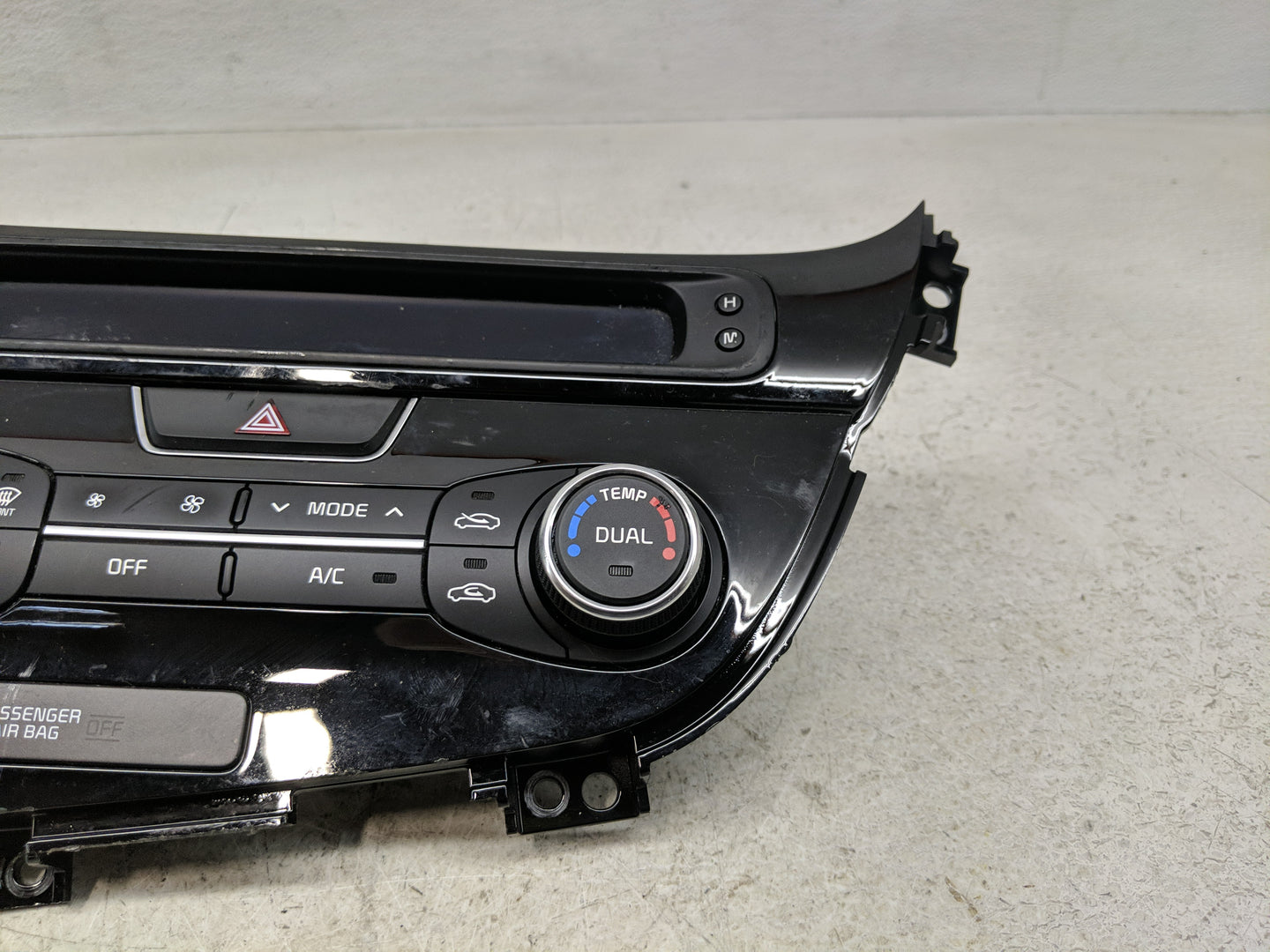 2014-2015 Kia Optima Climate Control Module Temperature AC/Heater Replacement P/N:86844802 Fits Fits 2014 2015 OEM Used Auto