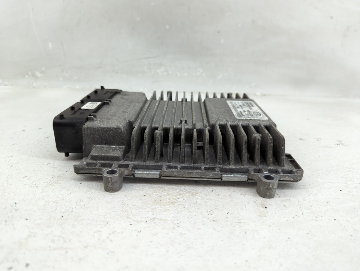 2014-2015 Kia Optima PCM Engine Control Computer ECU ECM PCU OEM P/N:39108-2GBH1 39138-2GBH1 Fits 2014 2015 OEM Used Auto Pa