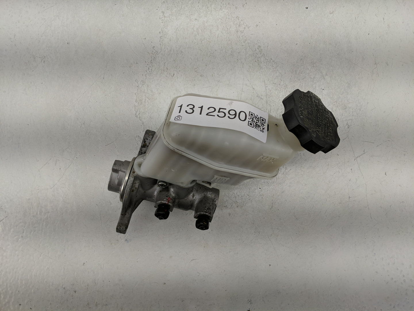 2013-2015 Kia Optima Brake Master Cylinder - Oemusedautoparts1.com