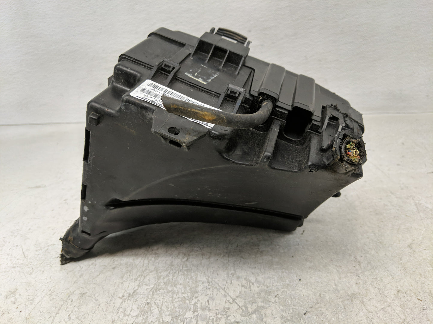 2014-2015 Kia Optima Fusebox Fuse Box Panel Relay Module P/N:VS912504C860QA Fits Fits 2014 2015 OEM Used Auto Parts - Oemuse