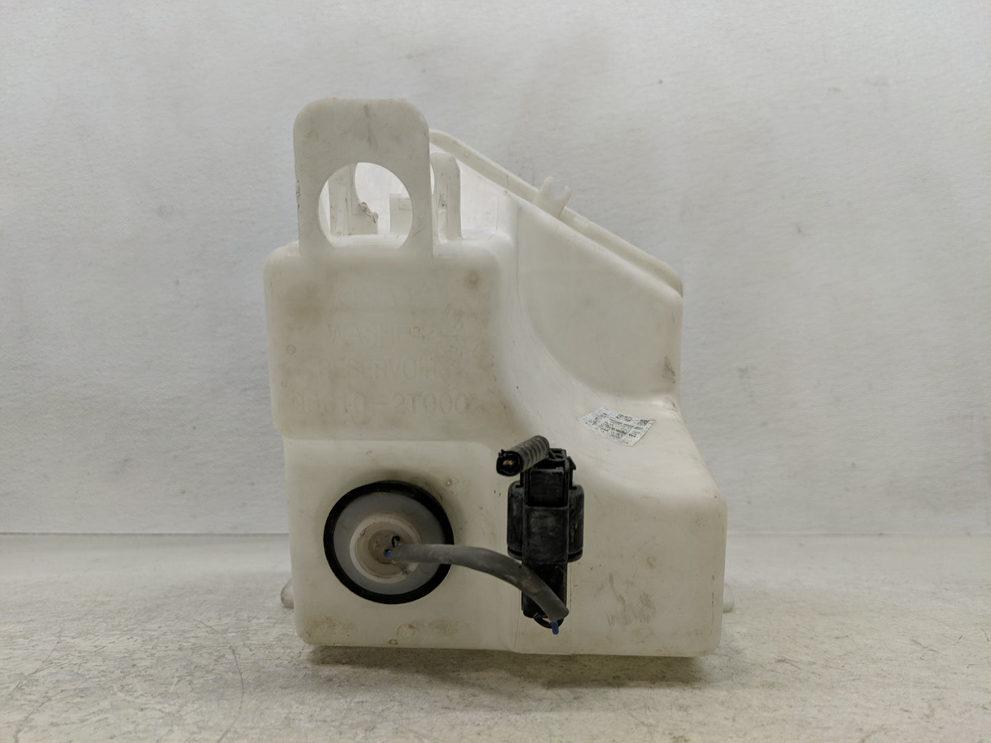 2011-2015 Kia Optima Windshield Washer Fluid Reservoir Bottle Oem - Oemusedautoparts1.com